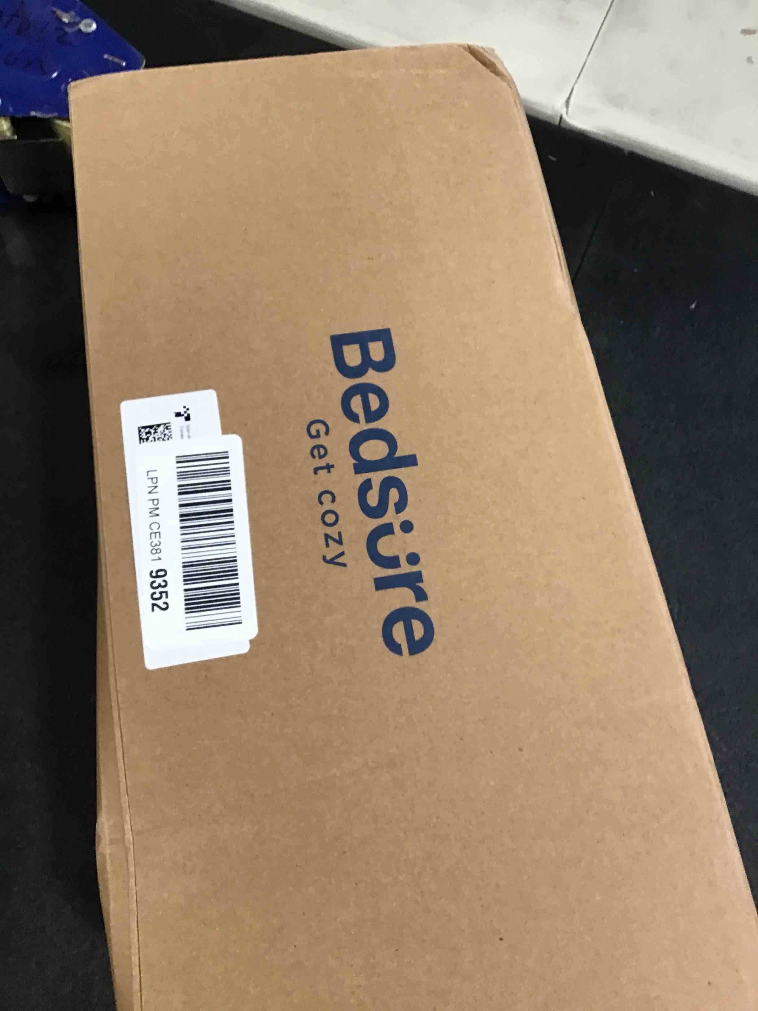 https://s3.amazonaws.com/lotting-images-prod/bidfta/GRA0307545_1733414656010.jpeg