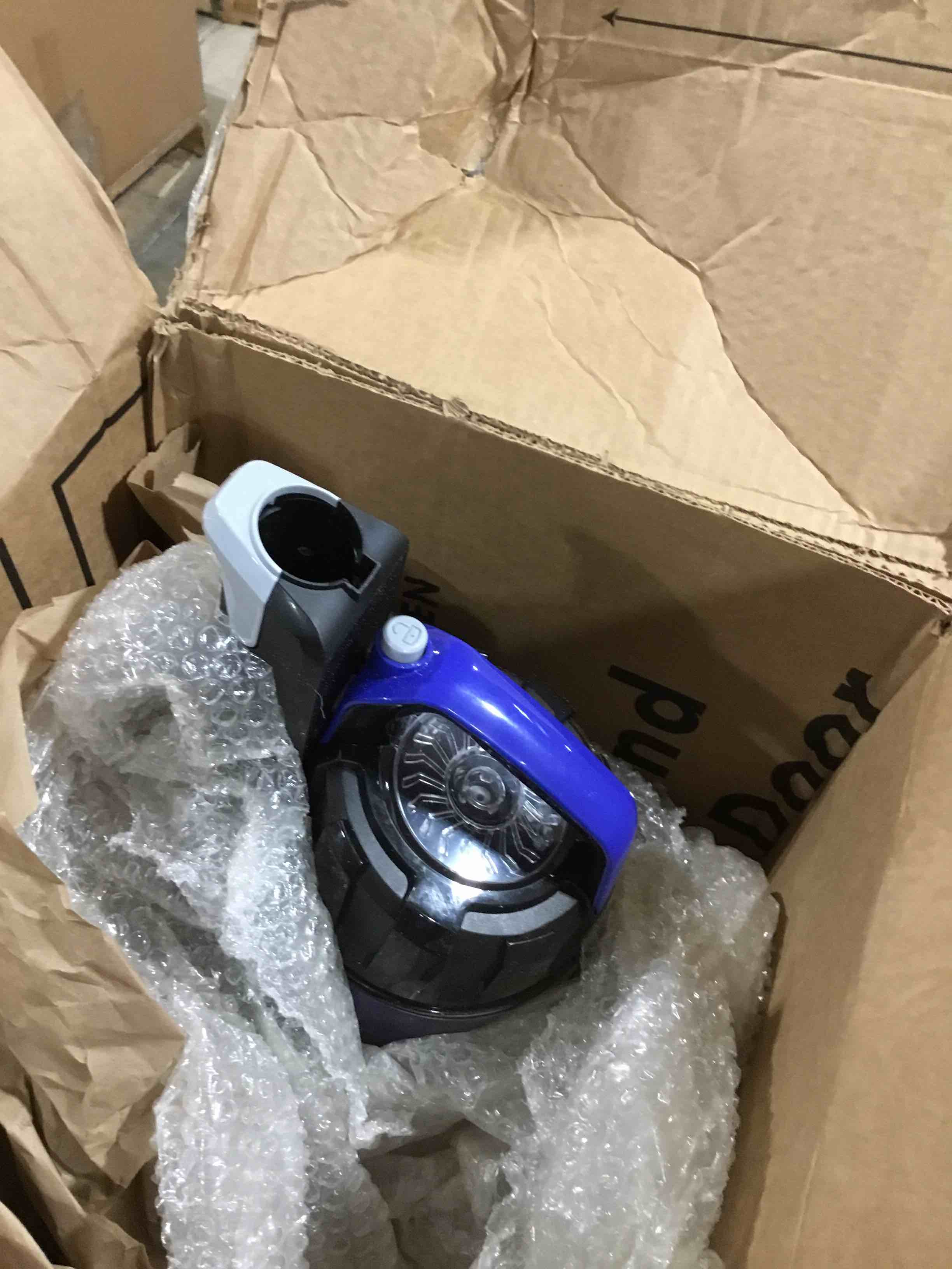 https://s3.amazonaws.com/lotting-images-prod/bidfta/GRA0307942_1733164941266.jpeg