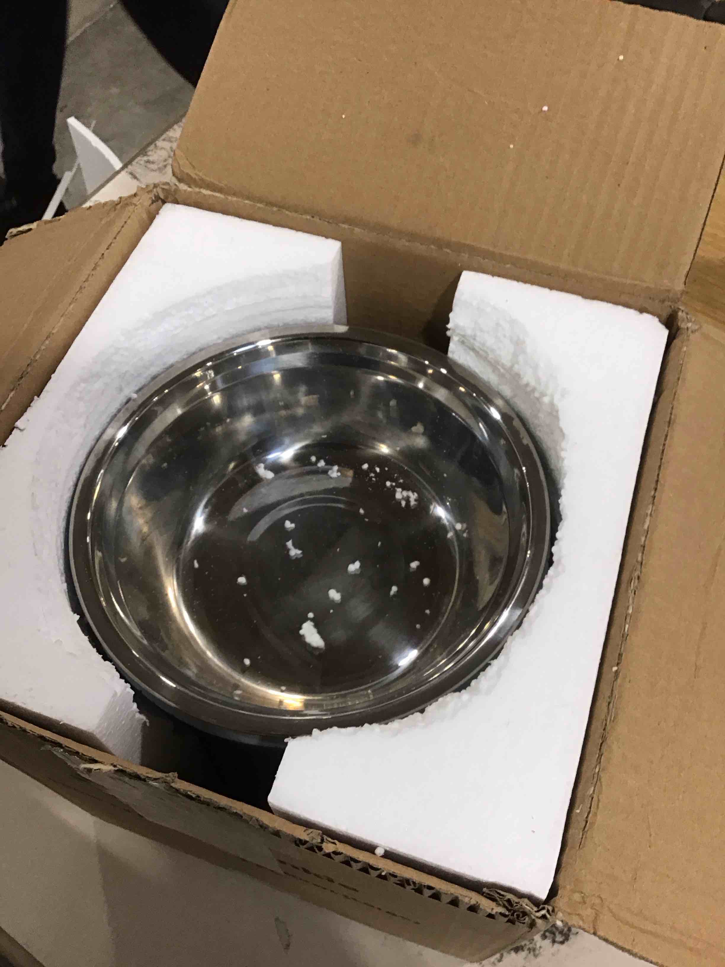 https://s3.amazonaws.com/lotting-images-prod/bidfta/GRA0308319_1736180881720.jpeg