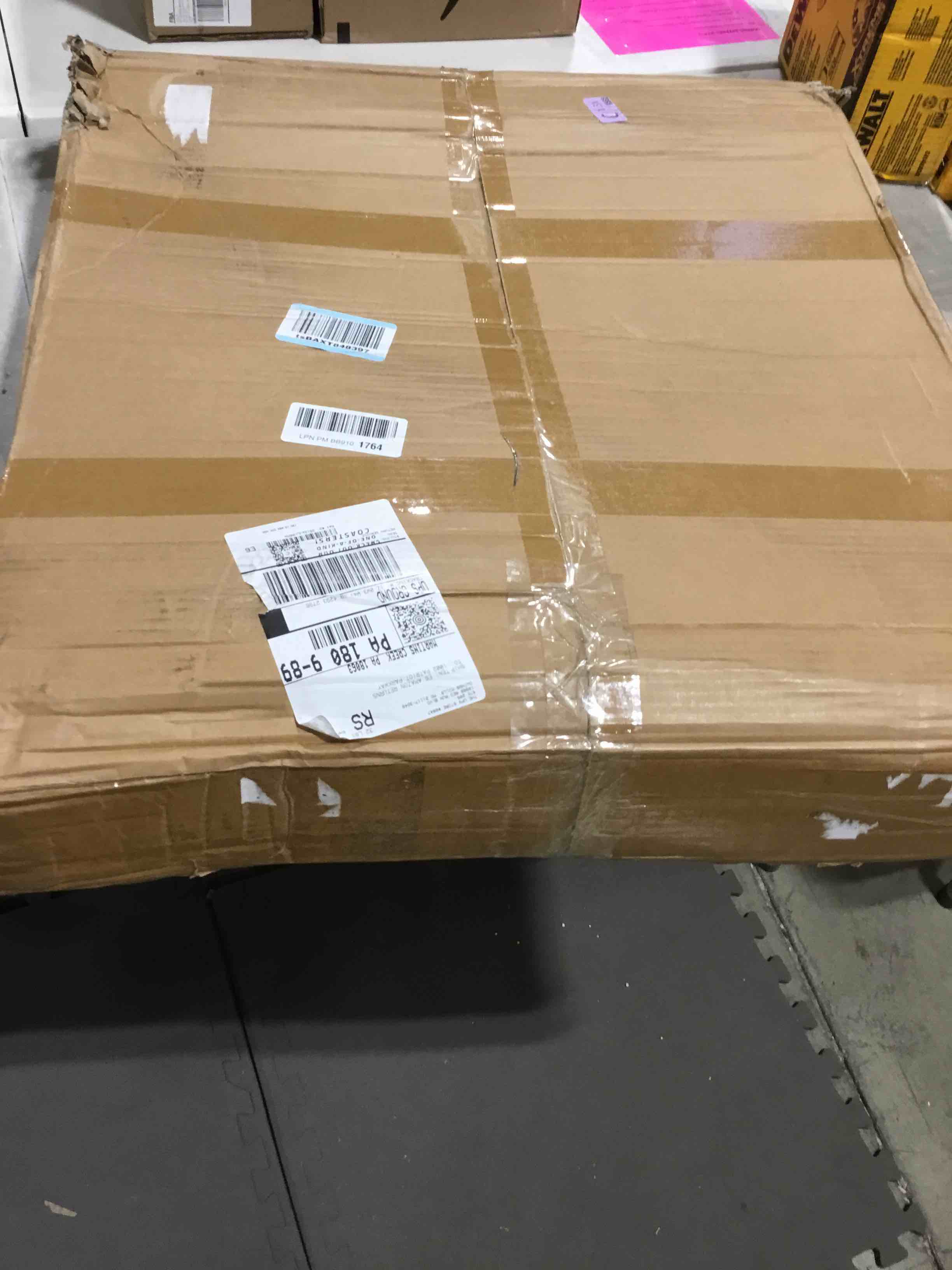 https://s3.amazonaws.com/lotting-images-prod/bidfta/GRA0309616_1733143669619.jpeg