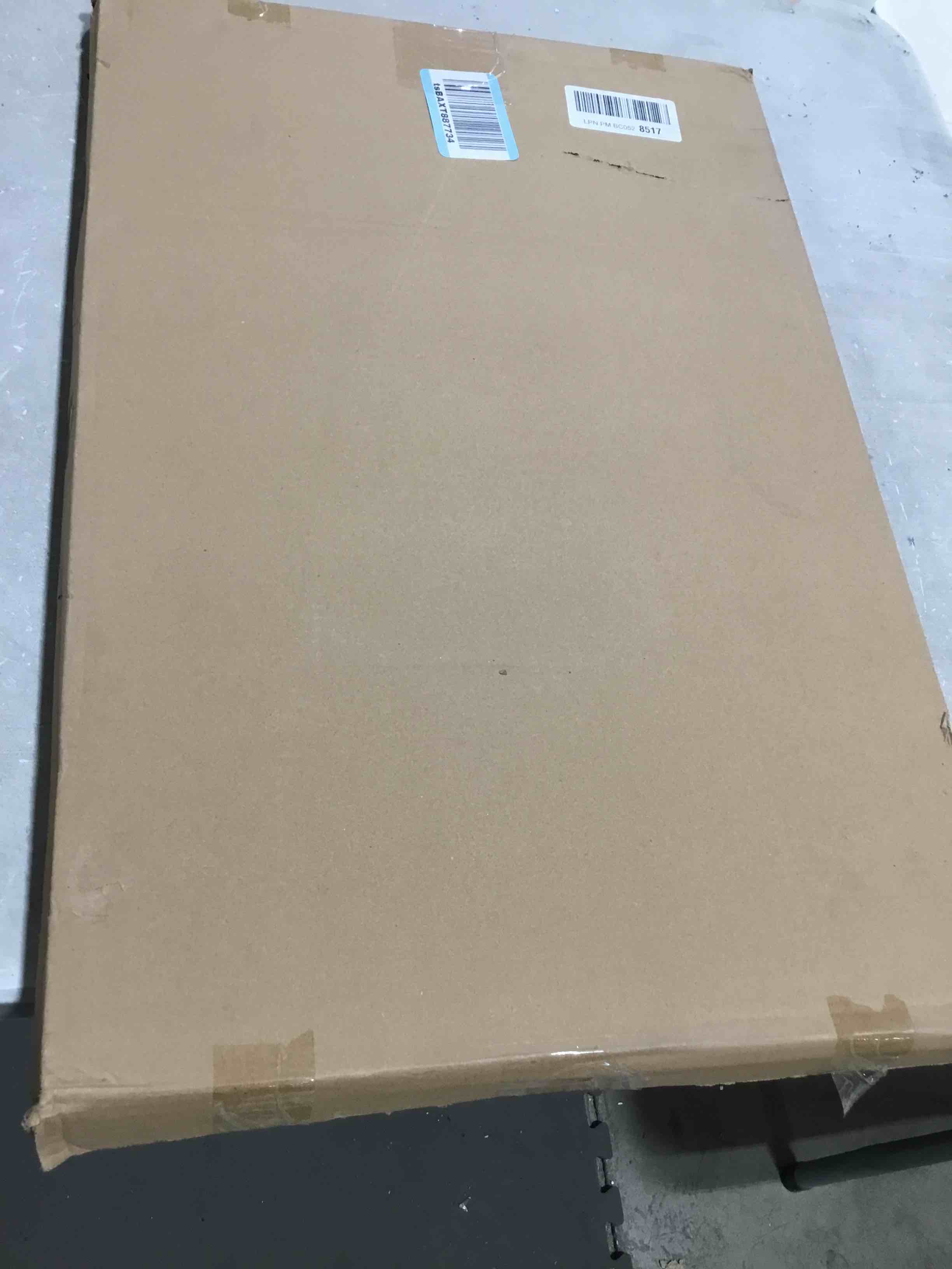 https://s3.amazonaws.com/lotting-images-prod/bidfta/GRA0309710_1732738269032.jpeg
