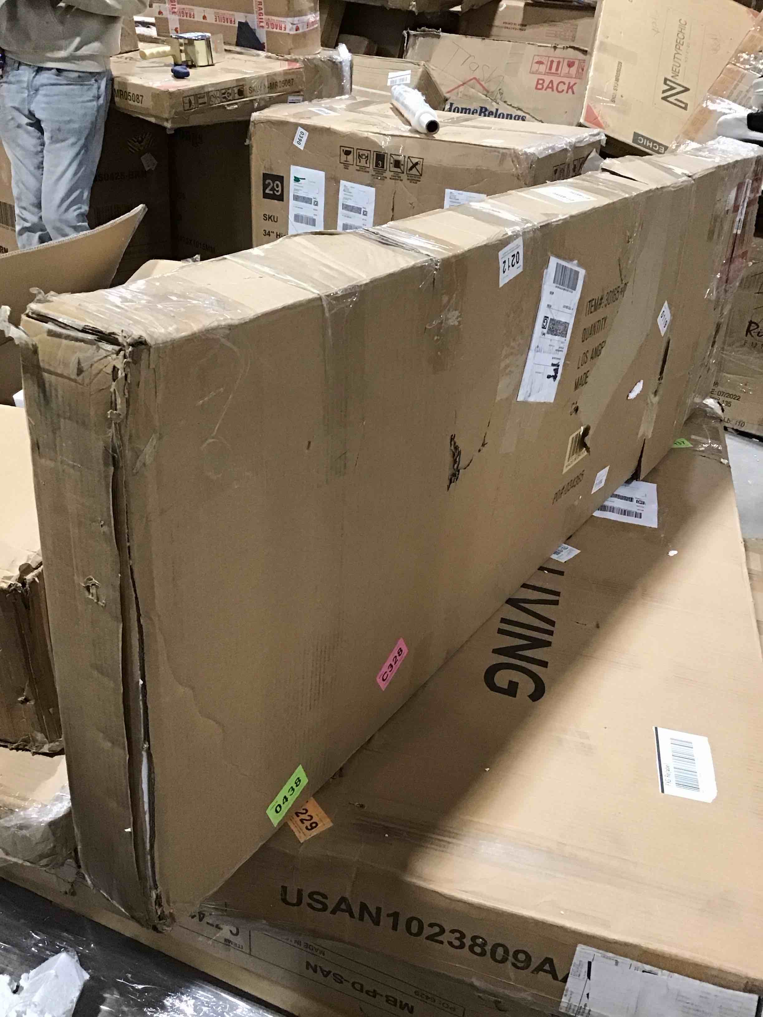 https://s3.amazonaws.com/lotting-images-prod/bidfta/GRA0310405_1737493721650.jpeg