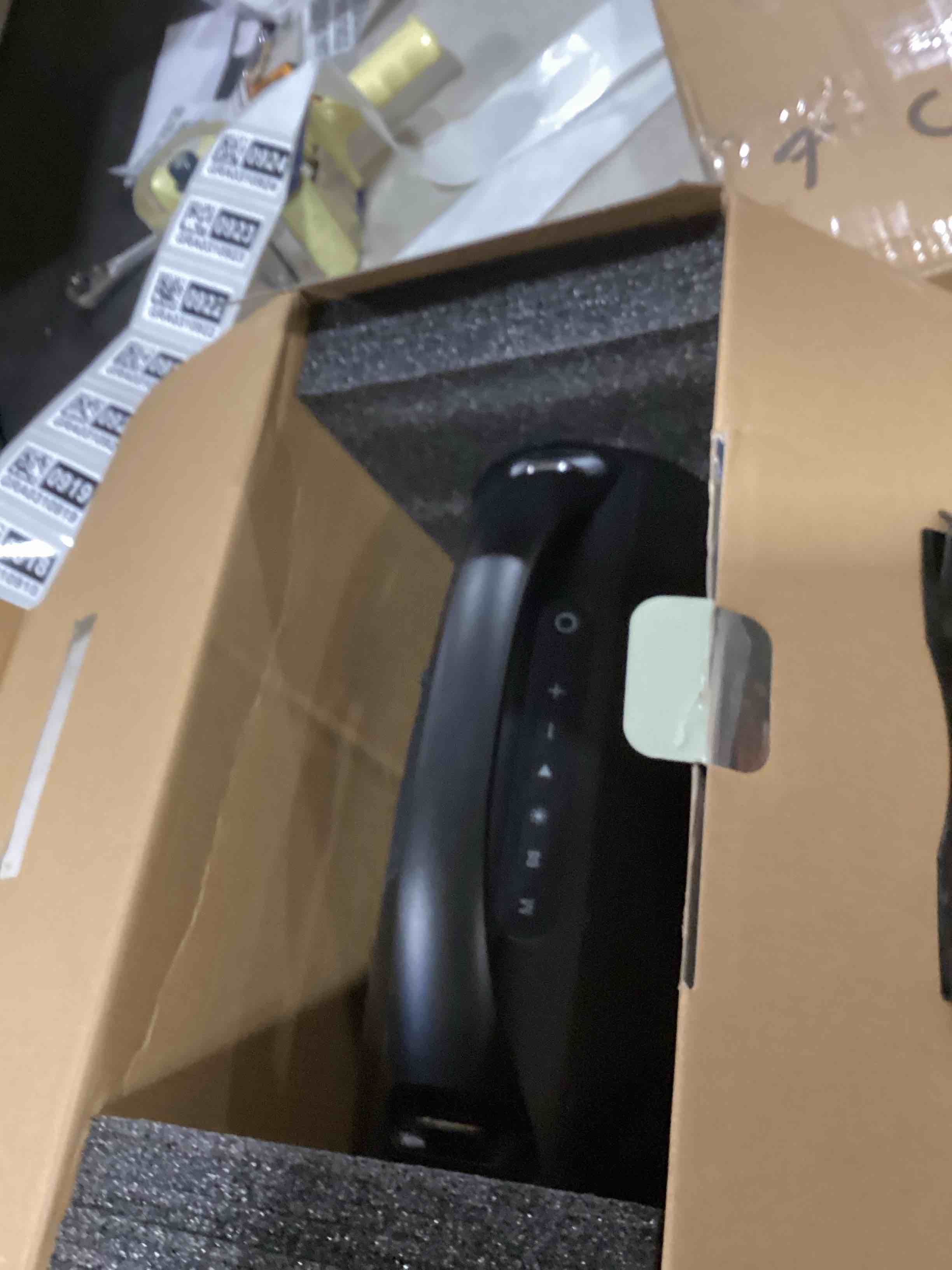 https://s3.amazonaws.com/lotting-images-prod/bidfta/GRA0310924_1736176814455.jpeg