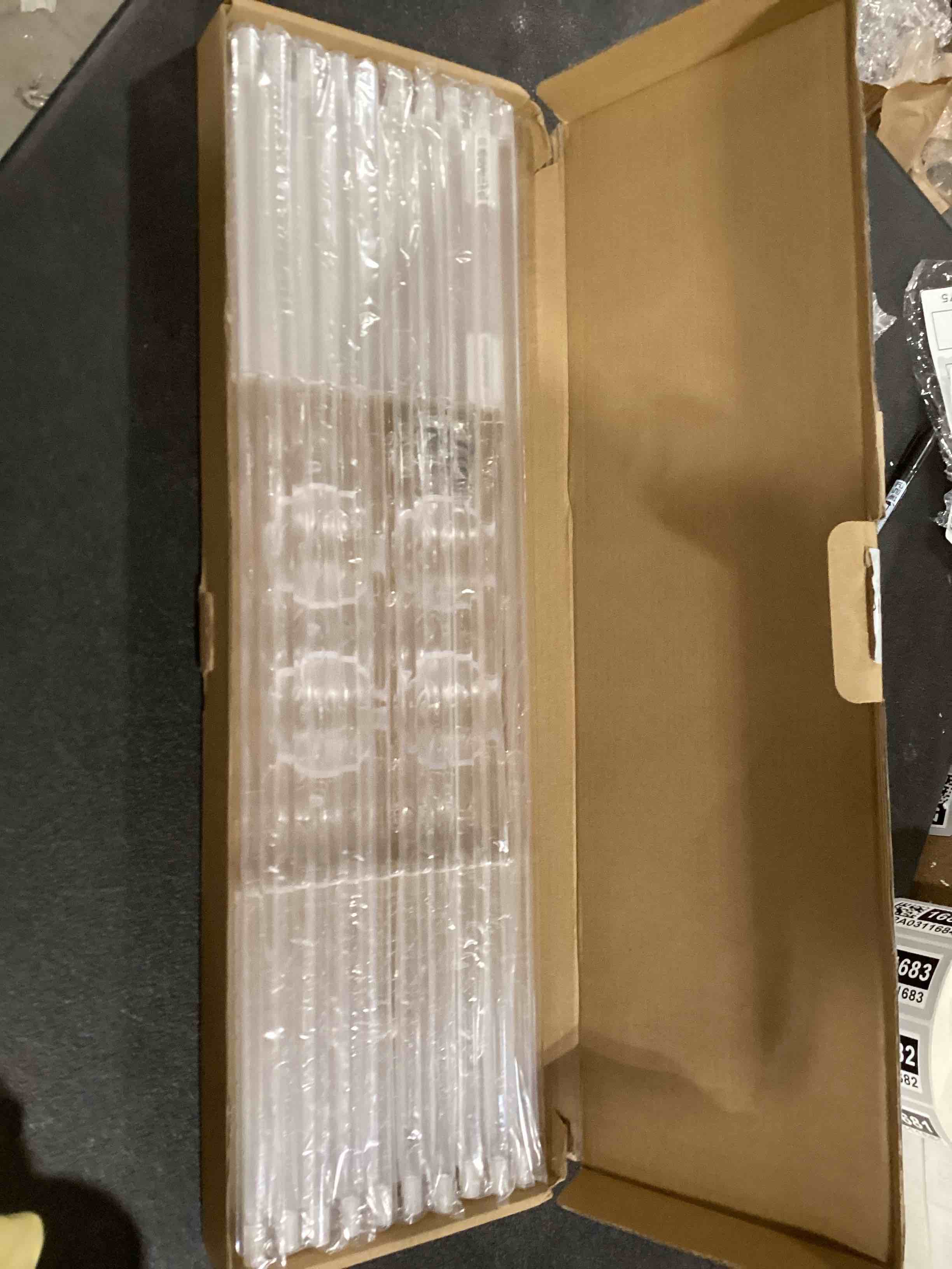 https://s3.amazonaws.com/lotting-images-prod/bidfta/GRA0311693_1735238075616.jpeg