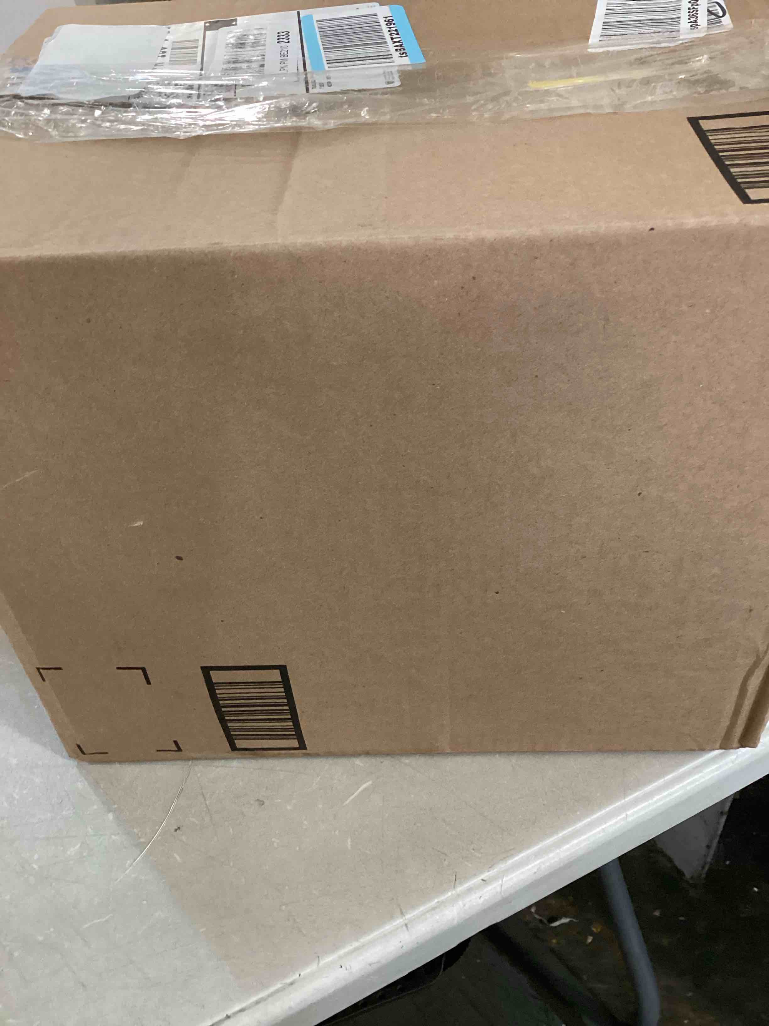 https://s3.amazonaws.com/lotting-images-prod/bidfta/GRA0312519_1729706971127.jpeg