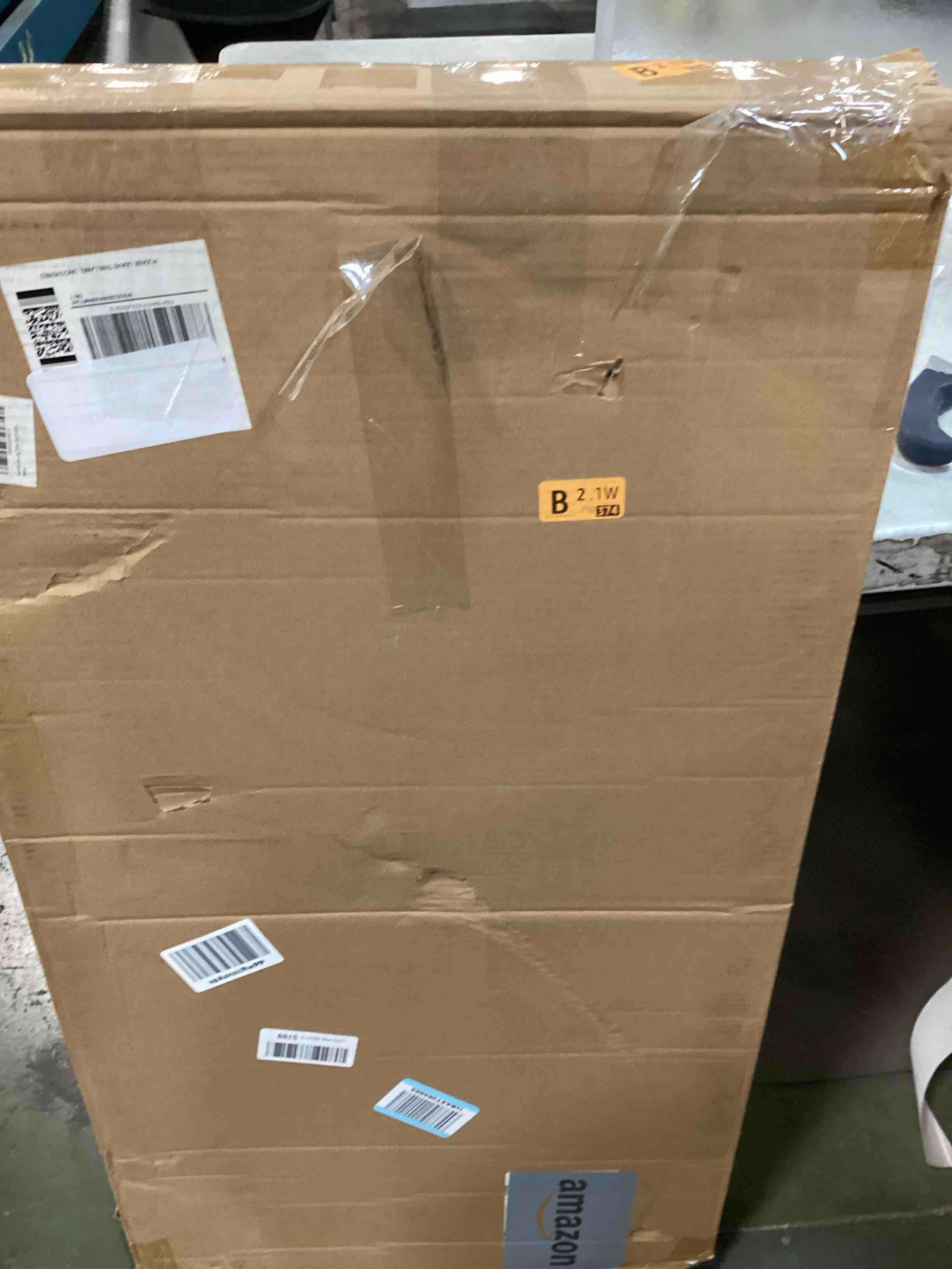 https://s3.amazonaws.com/lotting-images-prod/bidfta/GRA0313177_1729340575177.jpeg