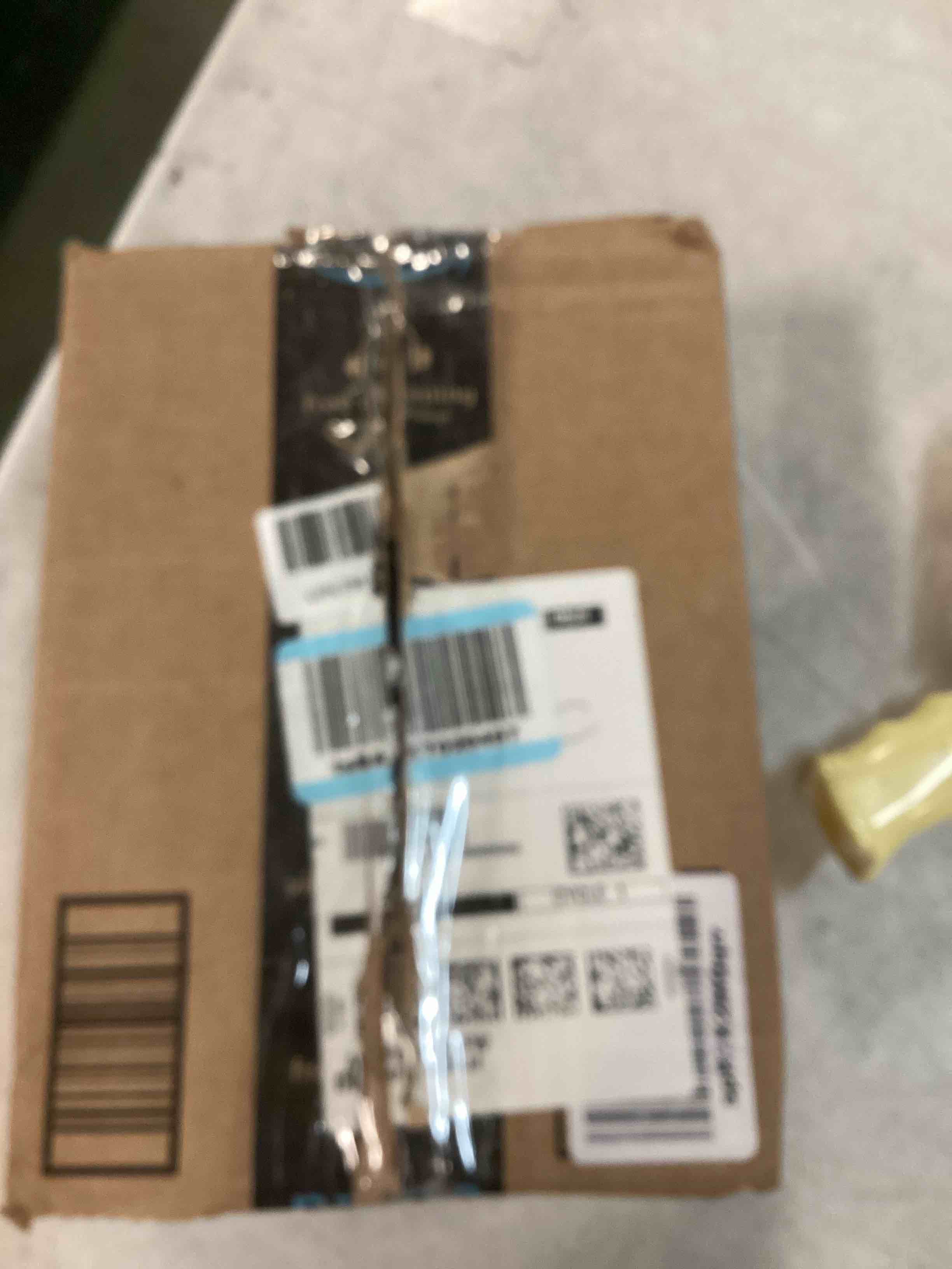https://s3.amazonaws.com/lotting-images-prod/bidfta/GRA0313404_1729254613986.jpeg