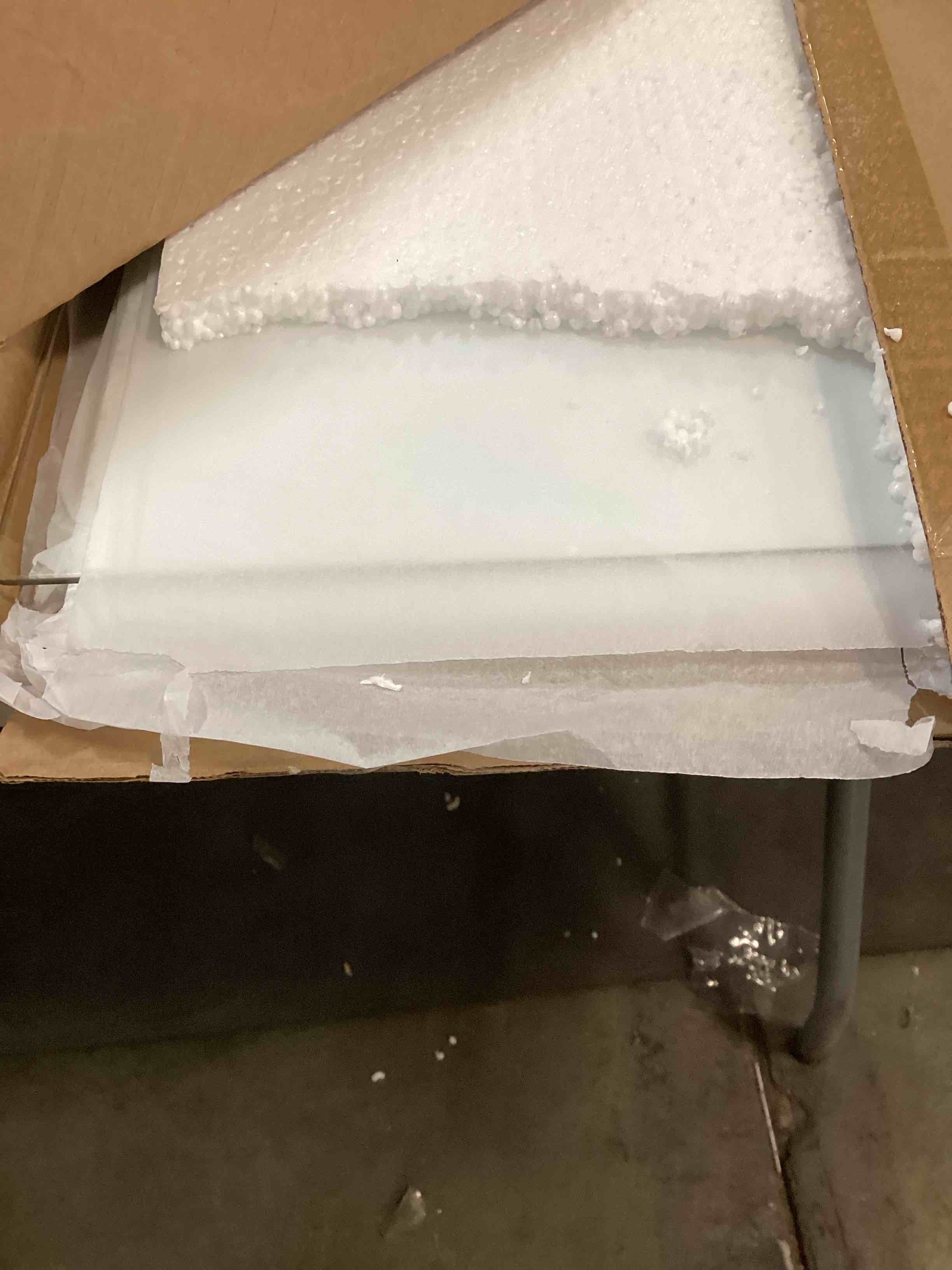 https://s3.amazonaws.com/lotting-images-prod/bidfta/GRA0313539_1729180545704.jpeg