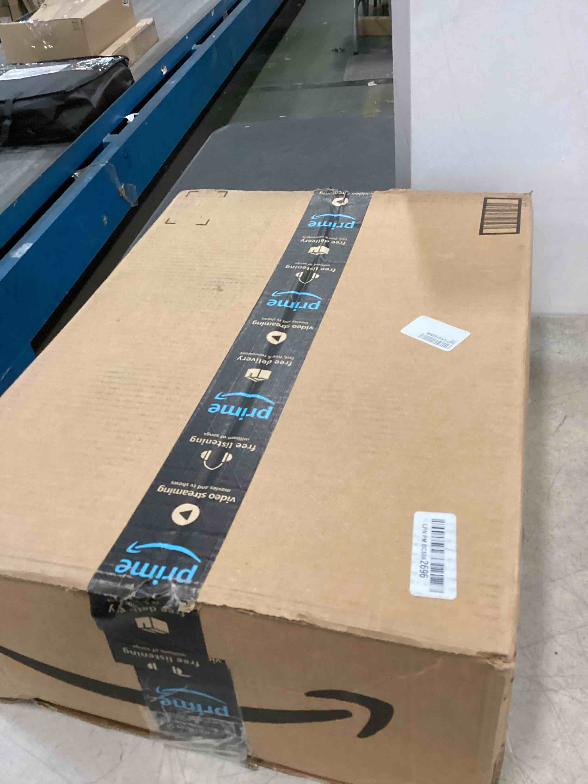 https://s3.amazonaws.com/lotting-images-prod/bidfta/GRA0314543_1729346960794.jpeg