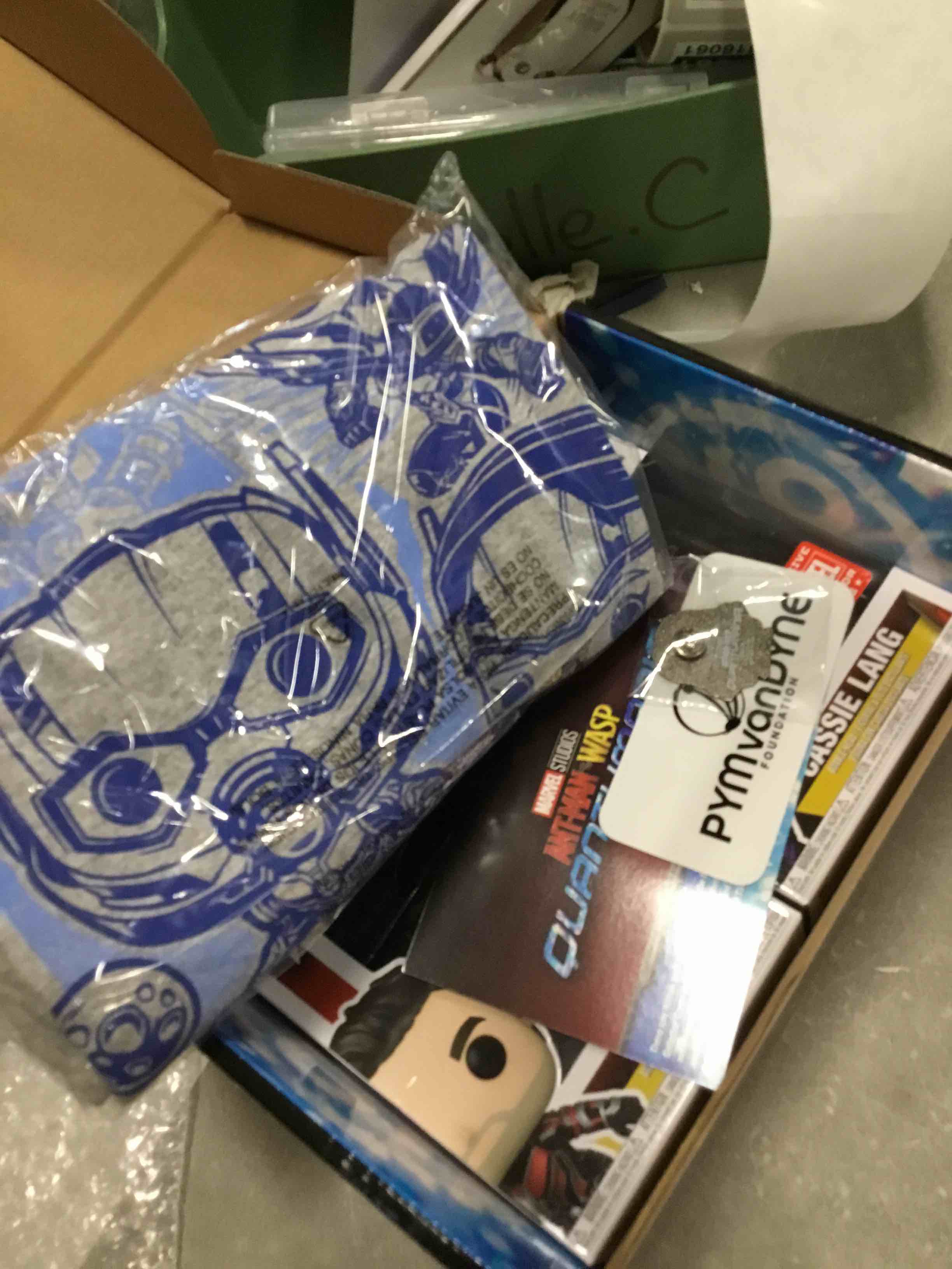 https://s3.amazonaws.com/lotting-images-prod/bidfta/GRA0316063_1731530697770.jpeg