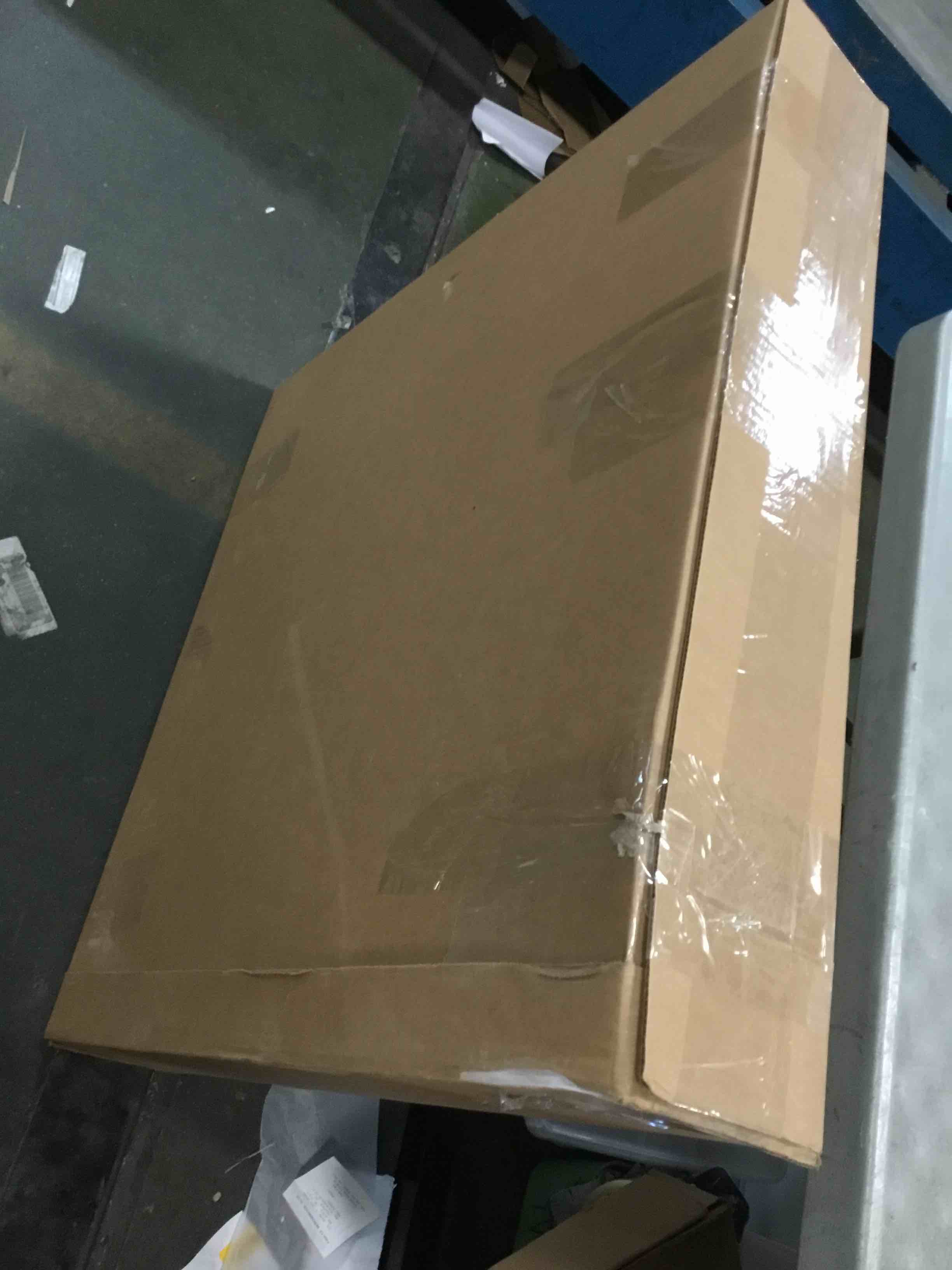 https://s3.amazonaws.com/lotting-images-prod/bidfta/GRA0317888_1730561054138.jpeg