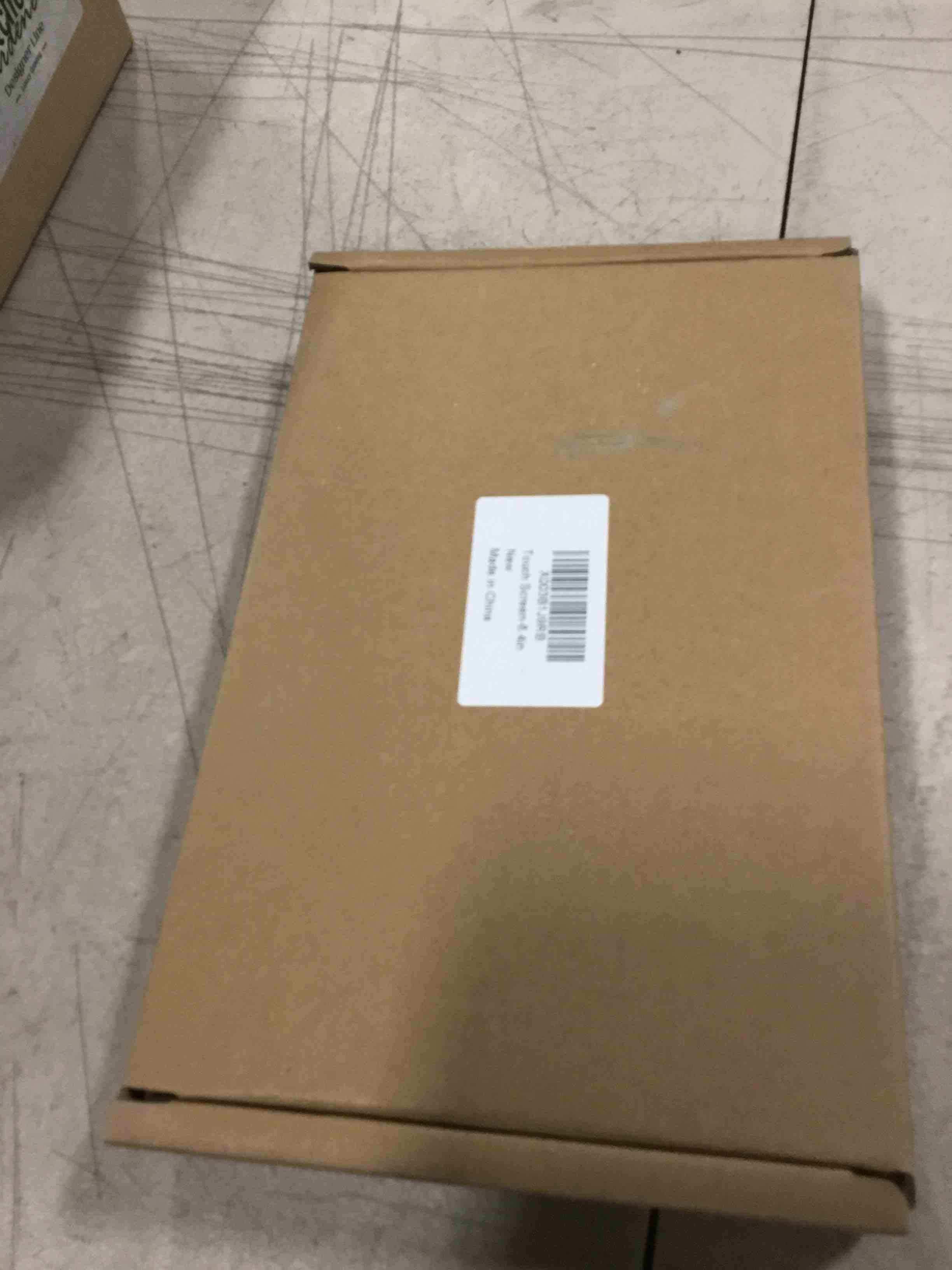 https://s3.amazonaws.com/lotting-images-prod/bidfta/GRA0318311_1729510628201.jpeg