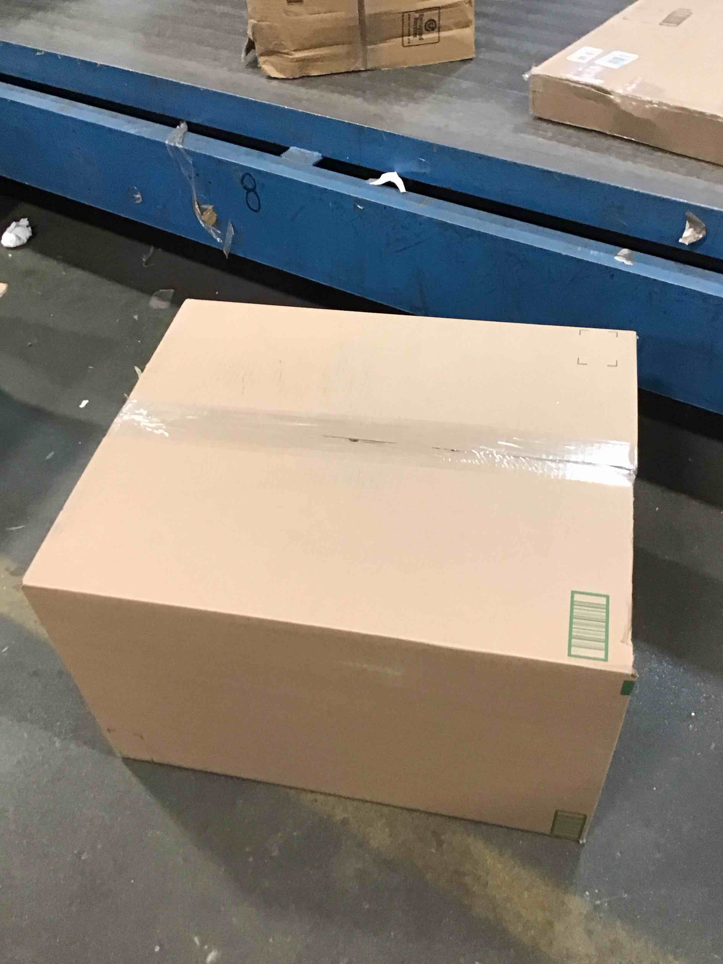 https://s3.amazonaws.com/lotting-images-prod/bidfta/GRA0319329_1729007332723.jpeg