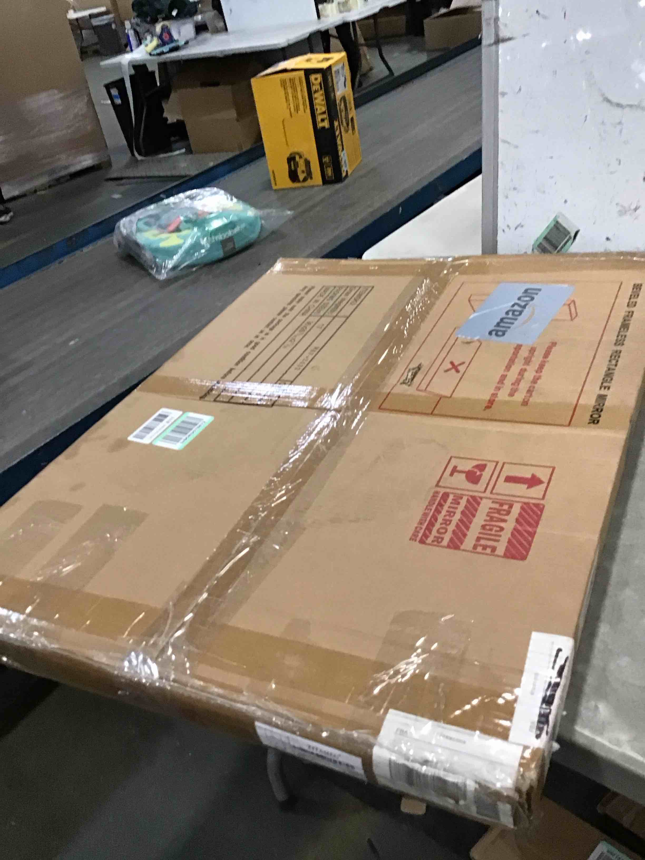 https://s3.amazonaws.com/lotting-images-prod/bidfta/GRA0319344_1729005714398.jpeg
