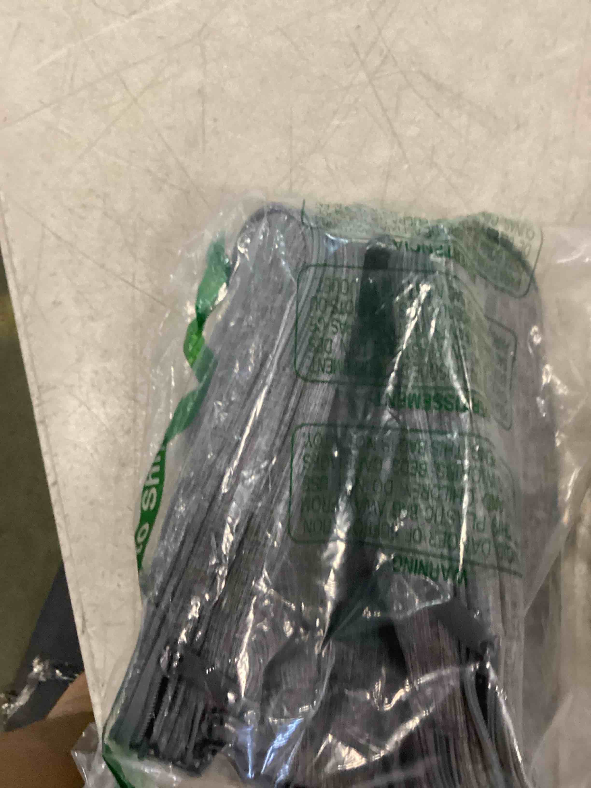 https://s3.amazonaws.com/lotting-images-prod/bidfta/GRA0323810_1728499331882.jpeg