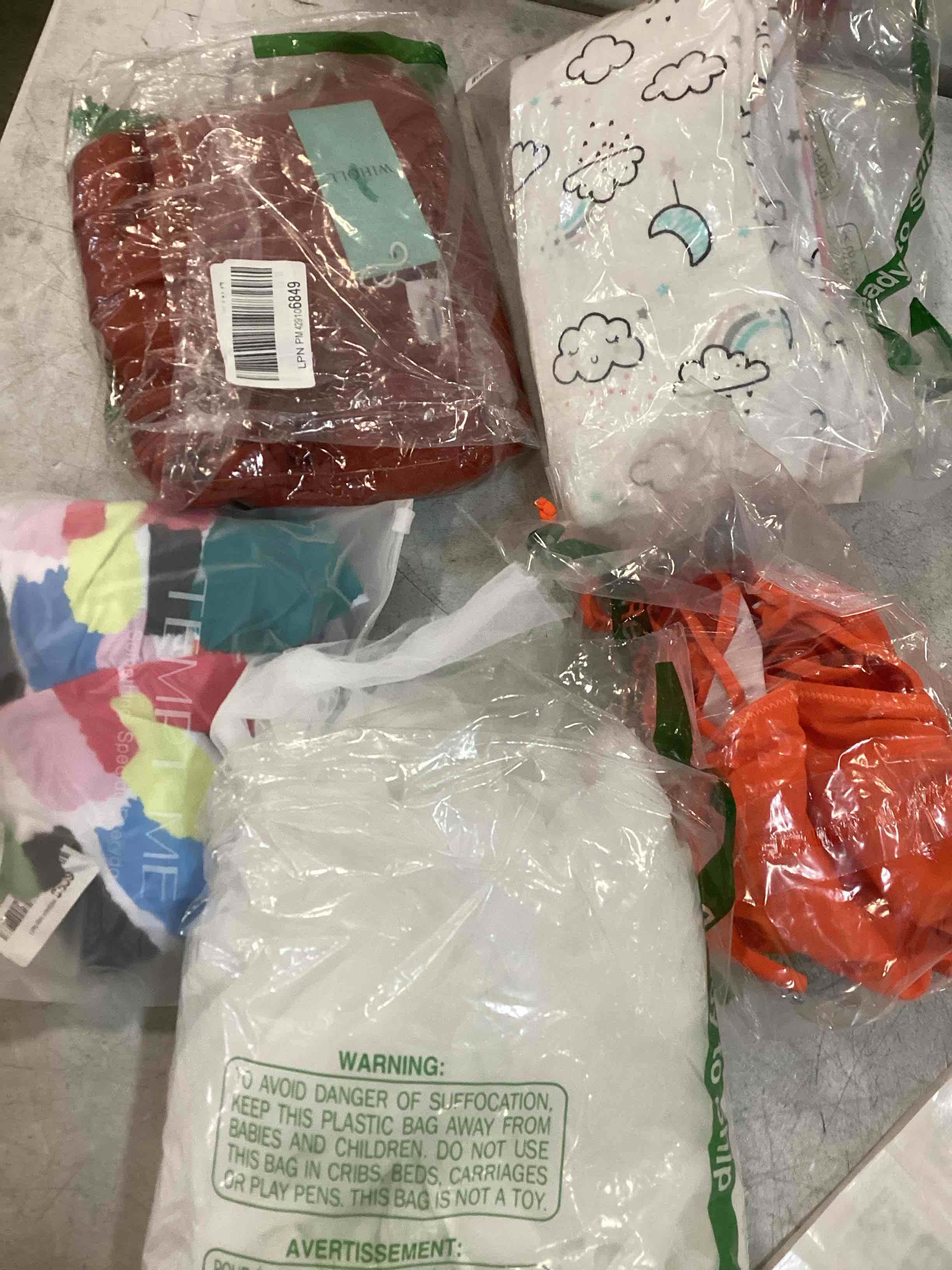 https://s3.amazonaws.com/lotting-images-prod/bidfta/GRA0324372_1729603148155.jpeg