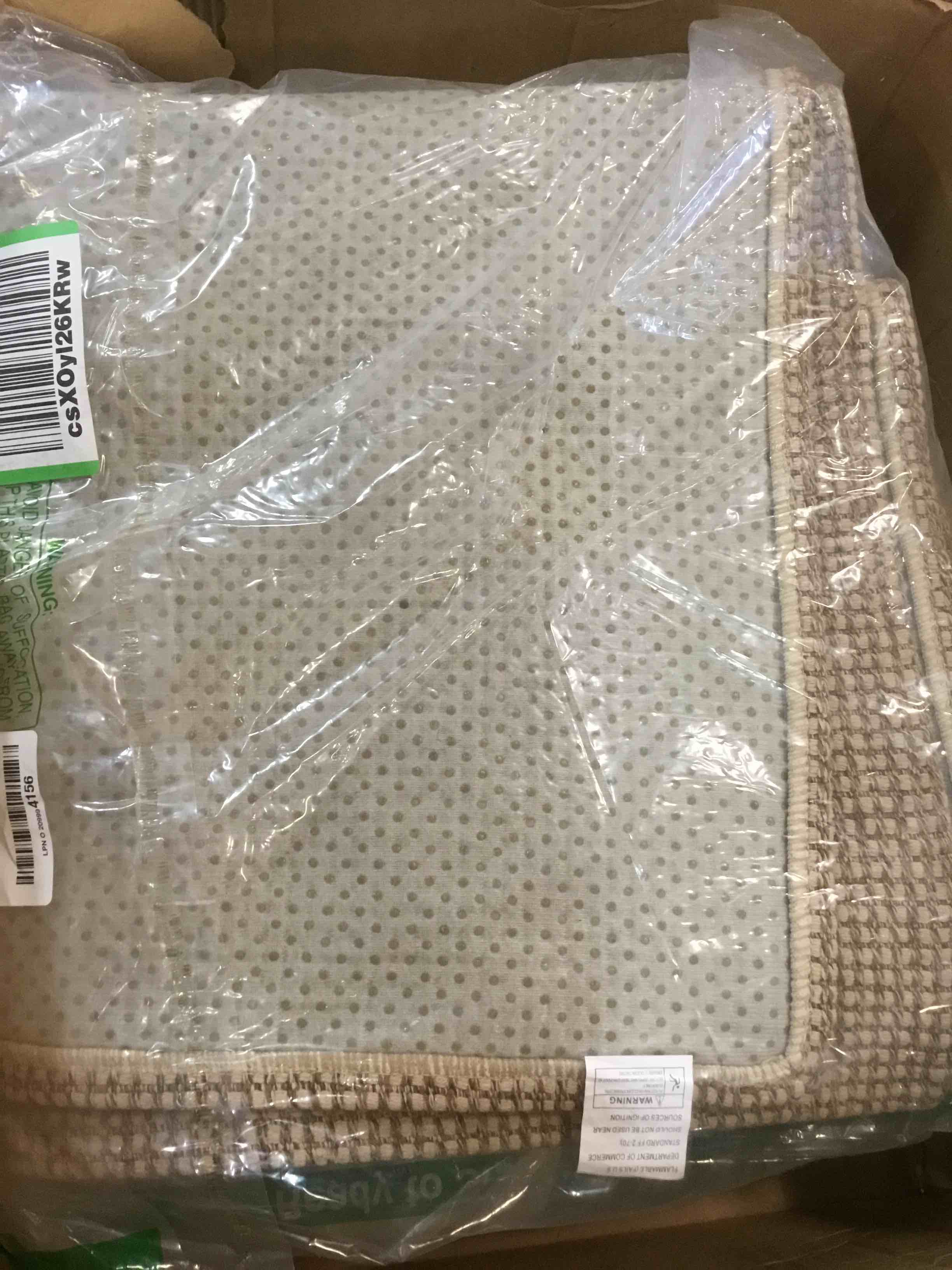 https://s3.amazonaws.com/lotting-images-prod/bidfta/GRA0324867_1729352602241.jpeg