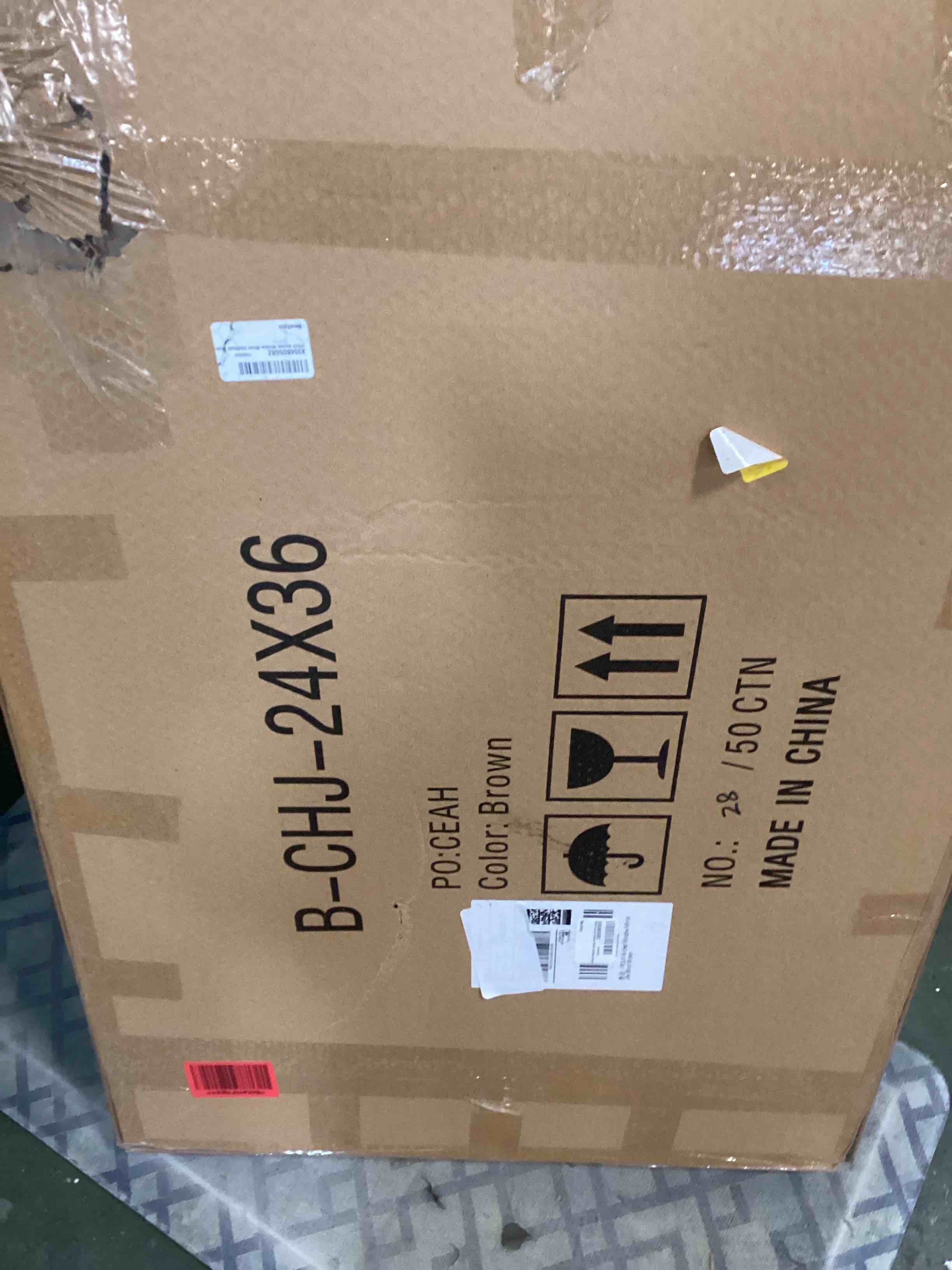 https://s3.amazonaws.com/lotting-images-prod/bidfta/GRA0325282_1729173355446.jpeg