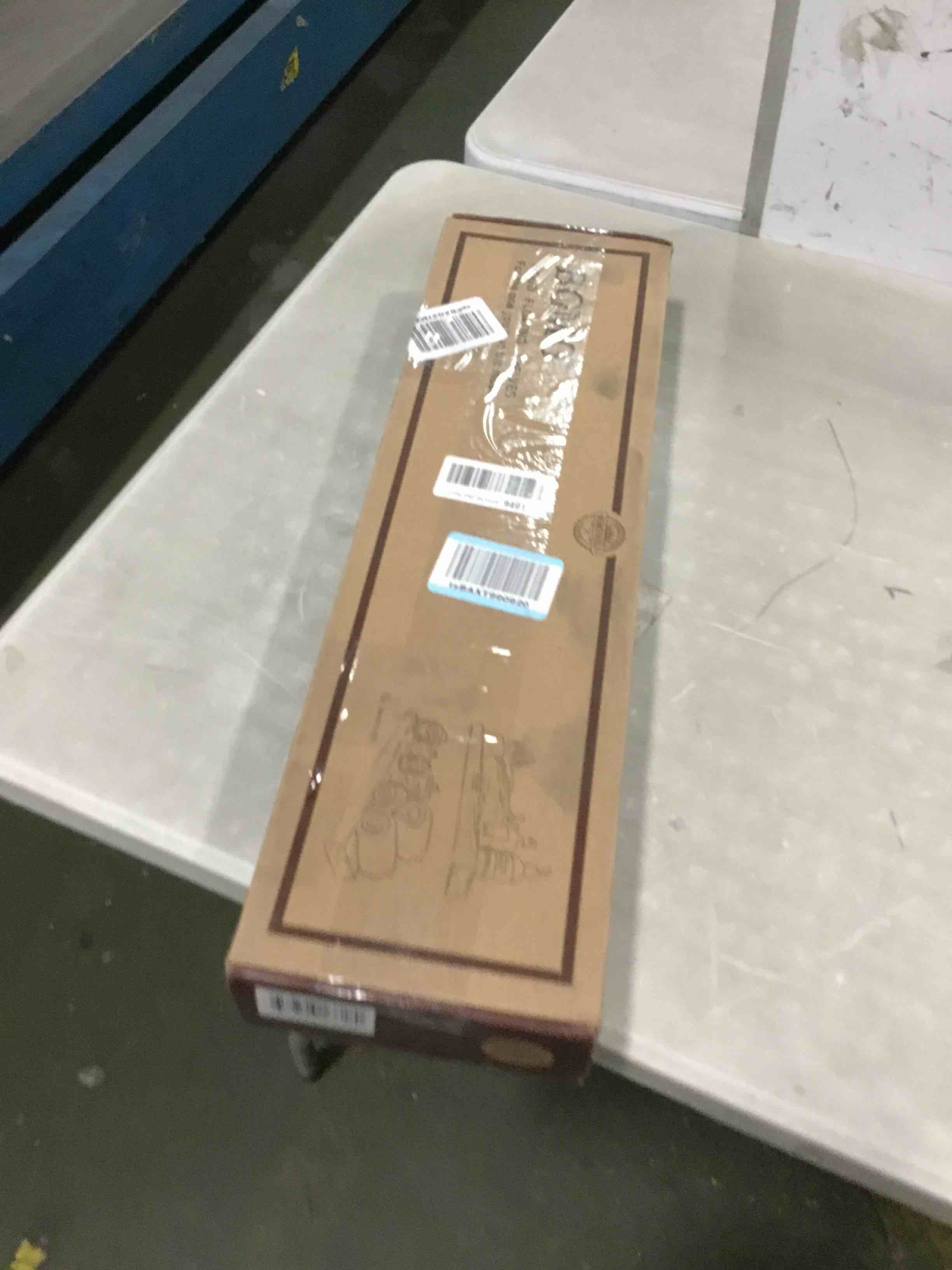 https://s3.amazonaws.com/lotting-images-prod/bidfta/GRA0326122_1729941427235.jpeg