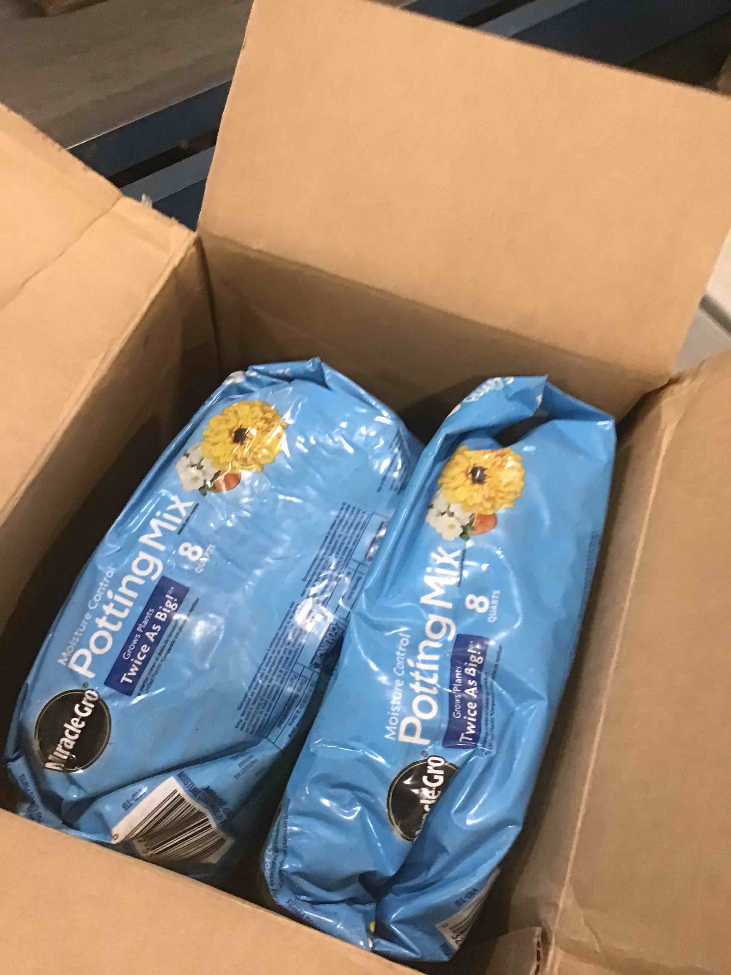 https://s3.amazonaws.com/lotting-images-prod/bidfta/GRA0326356_1729859836664.jpeg