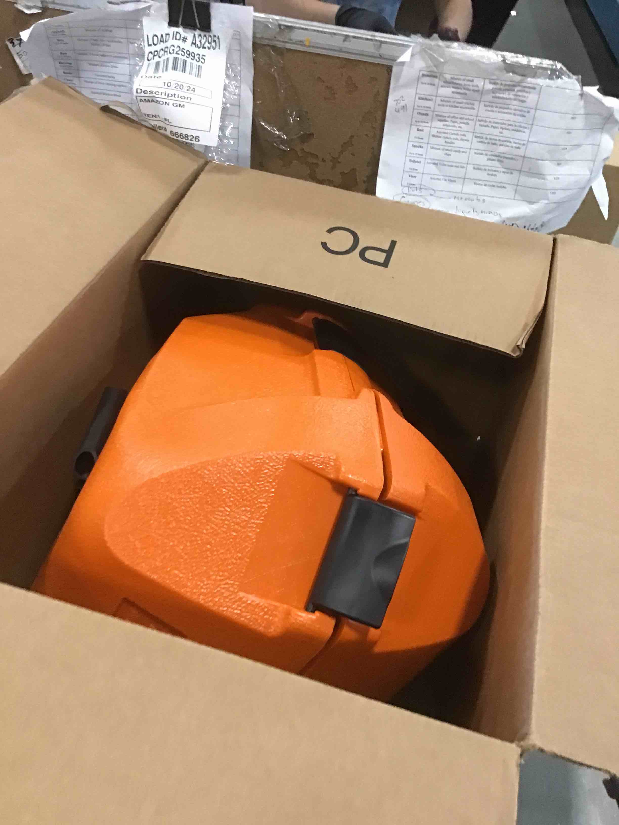https://s3.amazonaws.com/lotting-images-prod/bidfta/GRA0326616_1729779722363.jpeg
