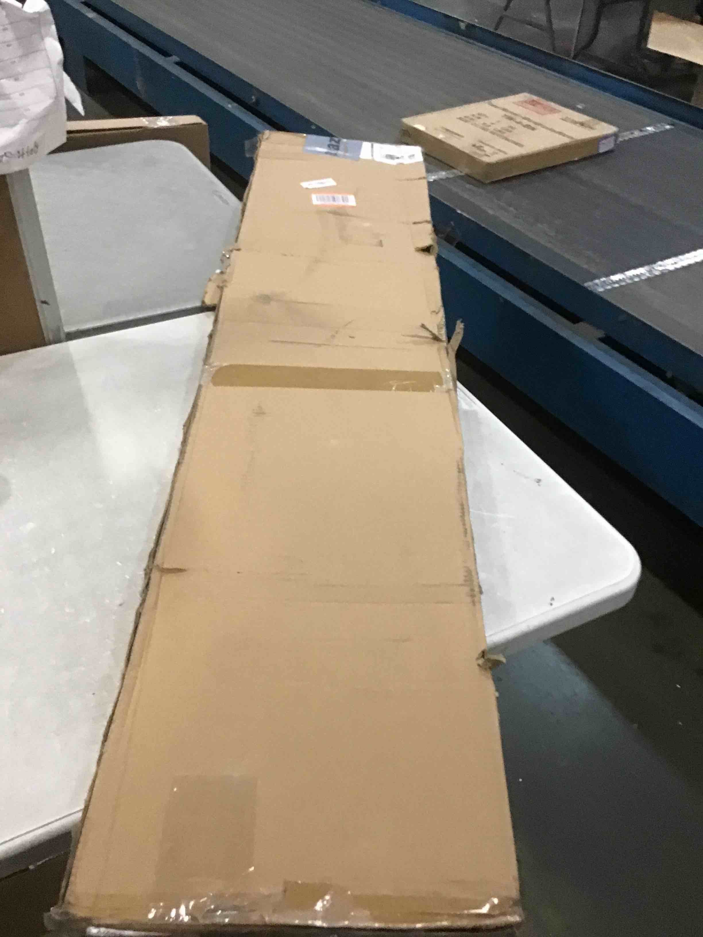 https://s3.amazonaws.com/lotting-images-prod/bidfta/GRA0326662_1729773011475.jpeg