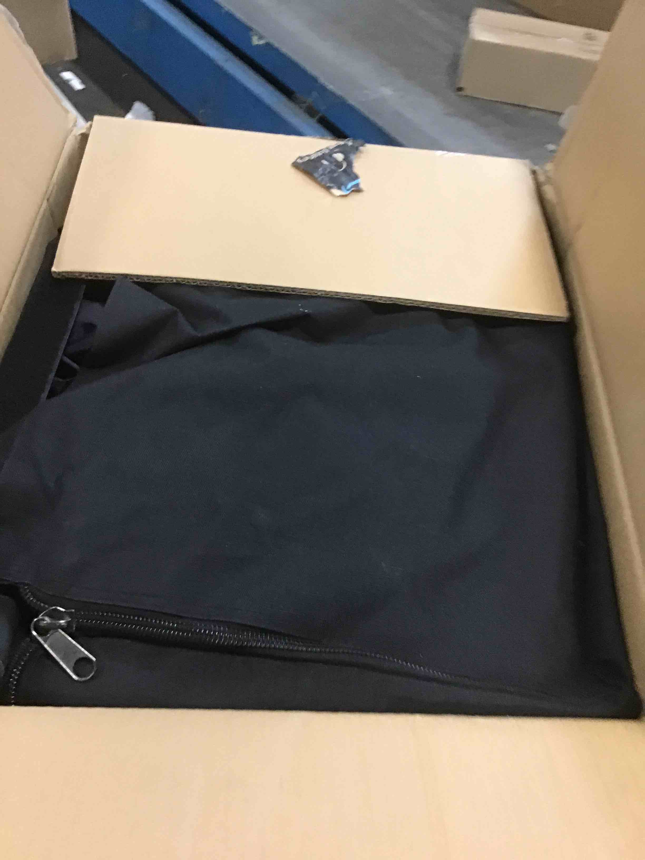 https://s3.amazonaws.com/lotting-images-prod/bidfta/GRA0326663_1729772878441.jpeg