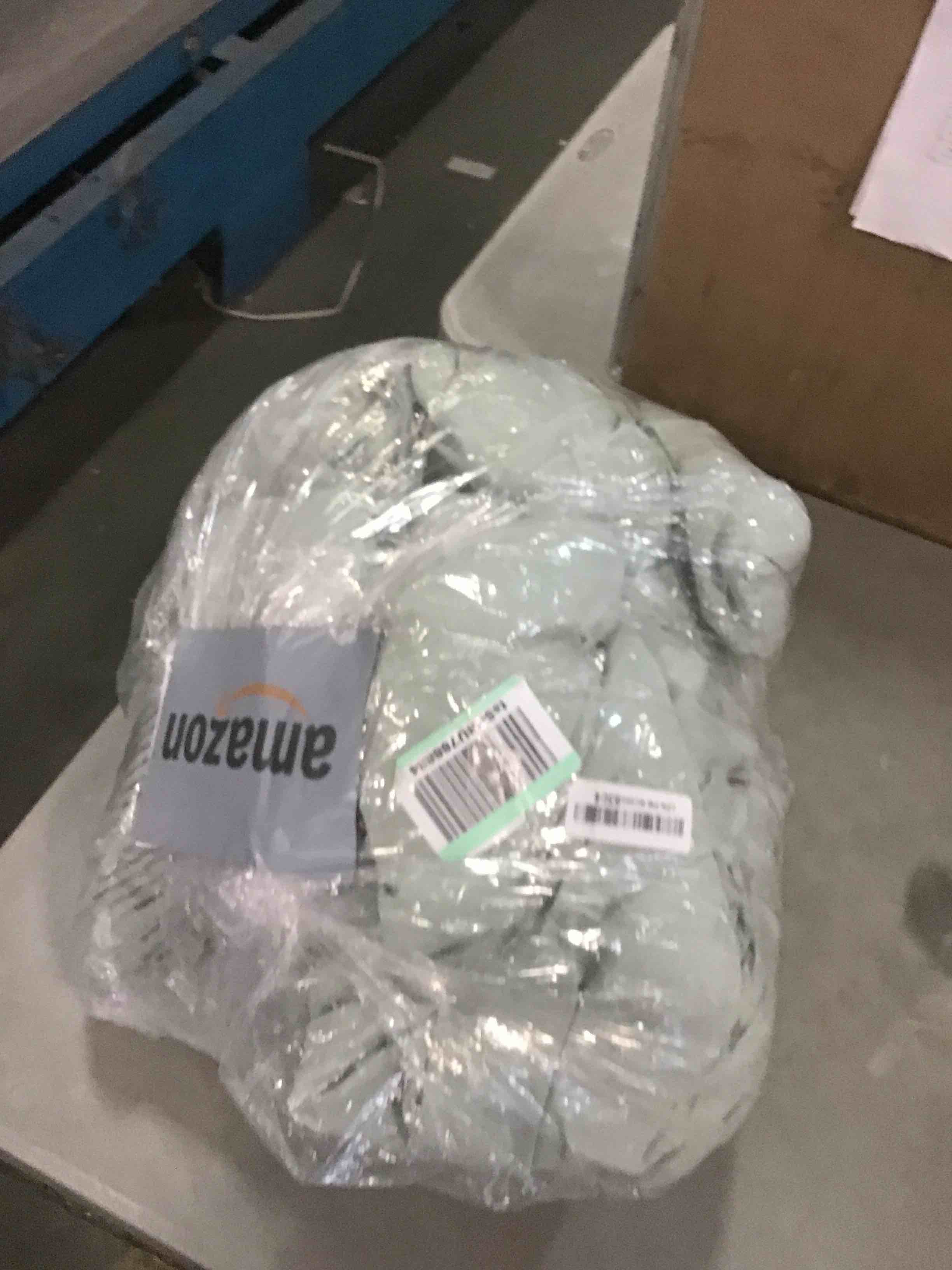 https://s3.amazonaws.com/lotting-images-prod/bidfta/GRA0327136_1729516707138.jpeg