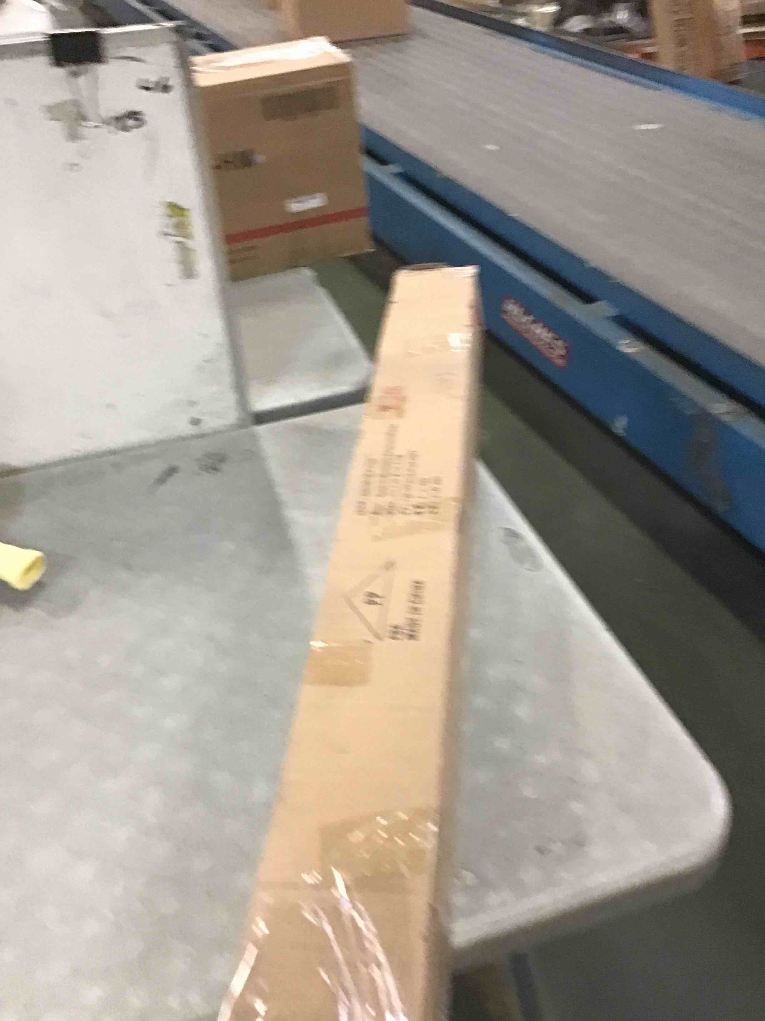 https://s3.amazonaws.com/lotting-images-prod/bidfta/GRA0327407_1729272126160.jpeg