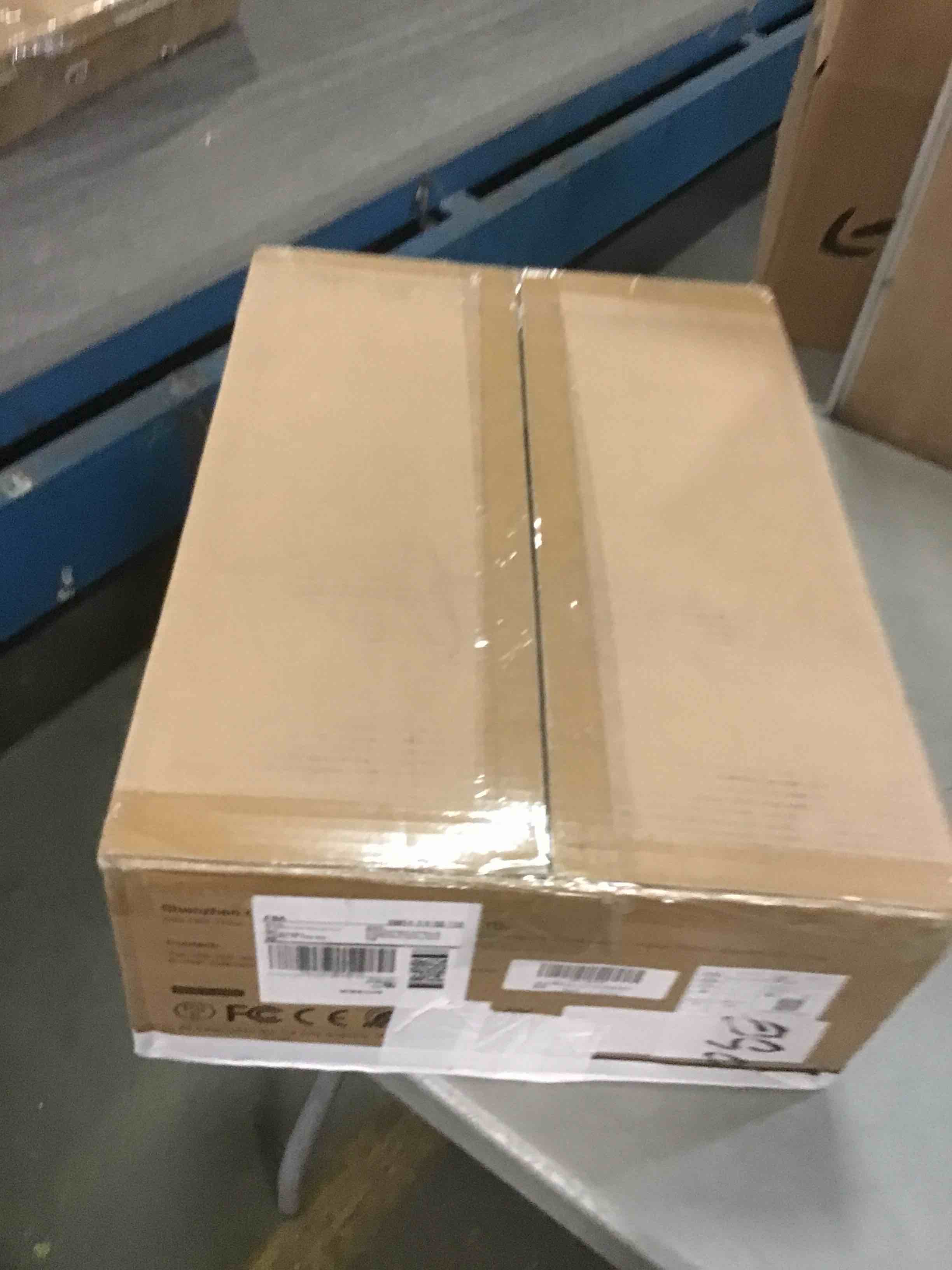 https://s3.amazonaws.com/lotting-images-prod/bidfta/GRA0327864_1729166072274.jpeg