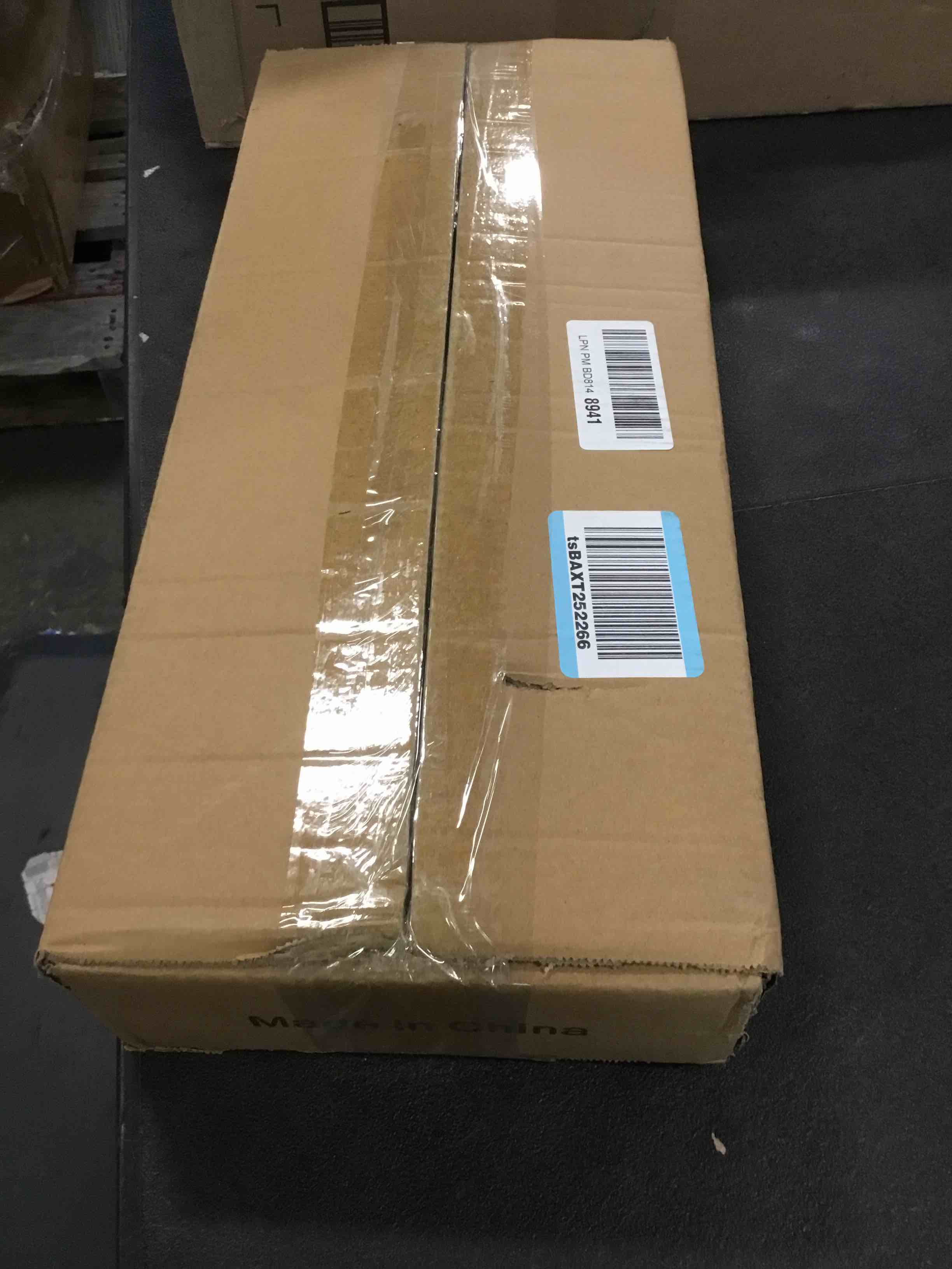 https://s3.amazonaws.com/lotting-images-prod/bidfta/GRA0328391_1730218574491.jpeg