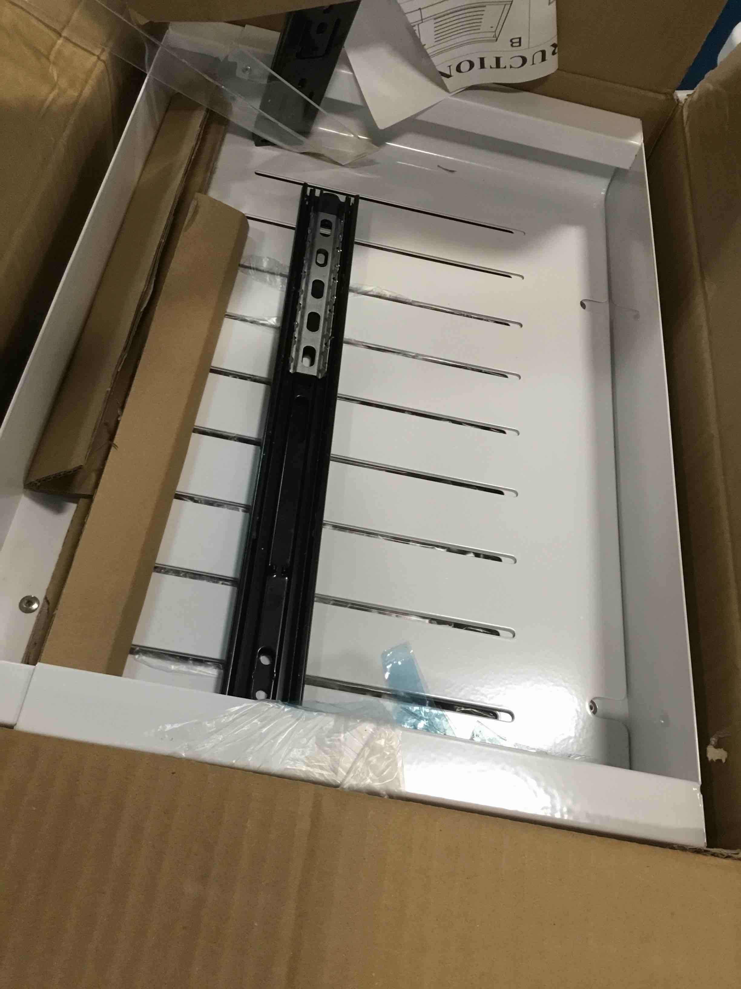https://s3.amazonaws.com/lotting-images-prod/bidfta/GRA0329420_1729698598450.jpeg