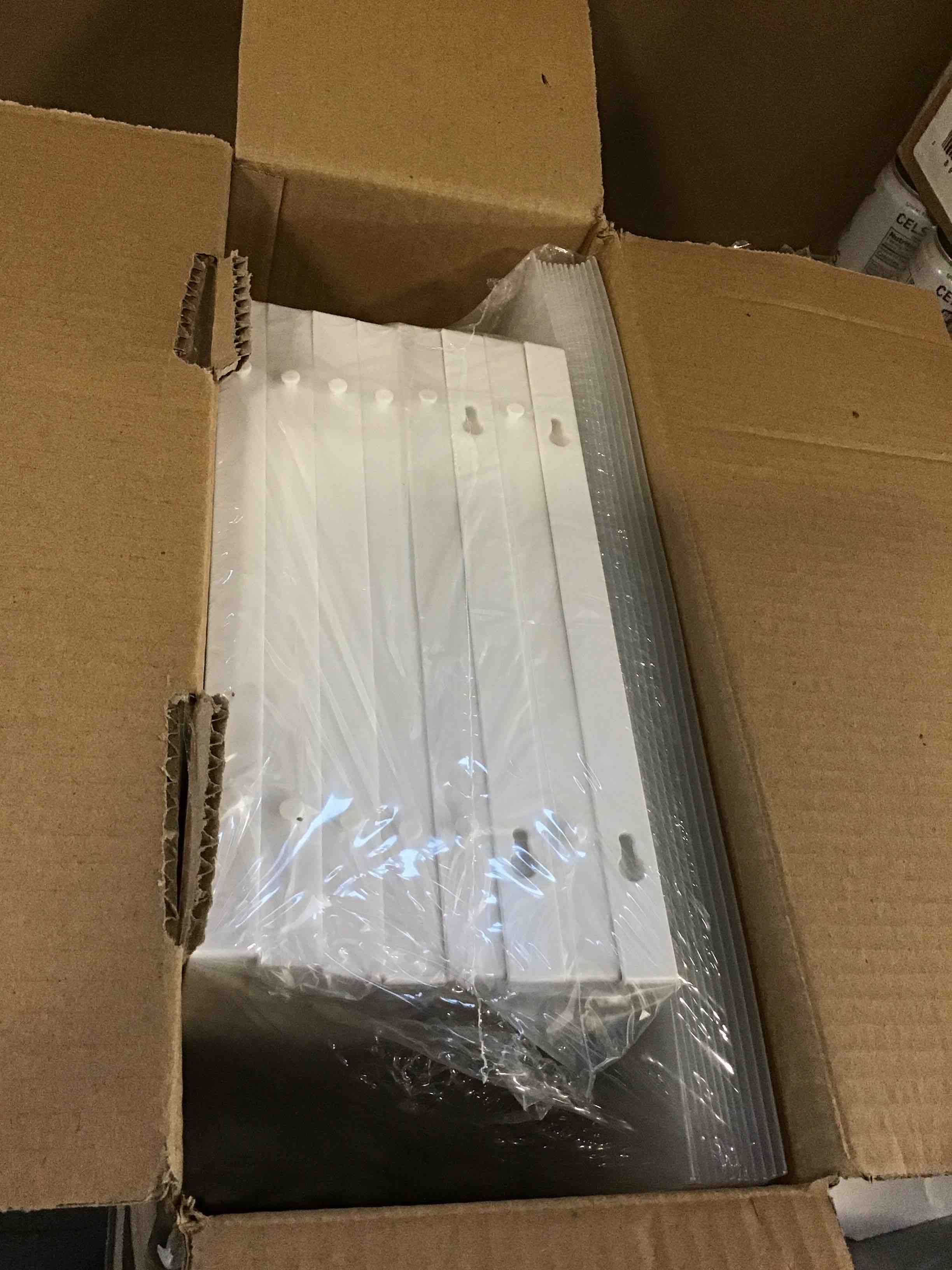 https://s3.amazonaws.com/lotting-images-prod/bidfta/GRA0330565_1729081186553.jpeg