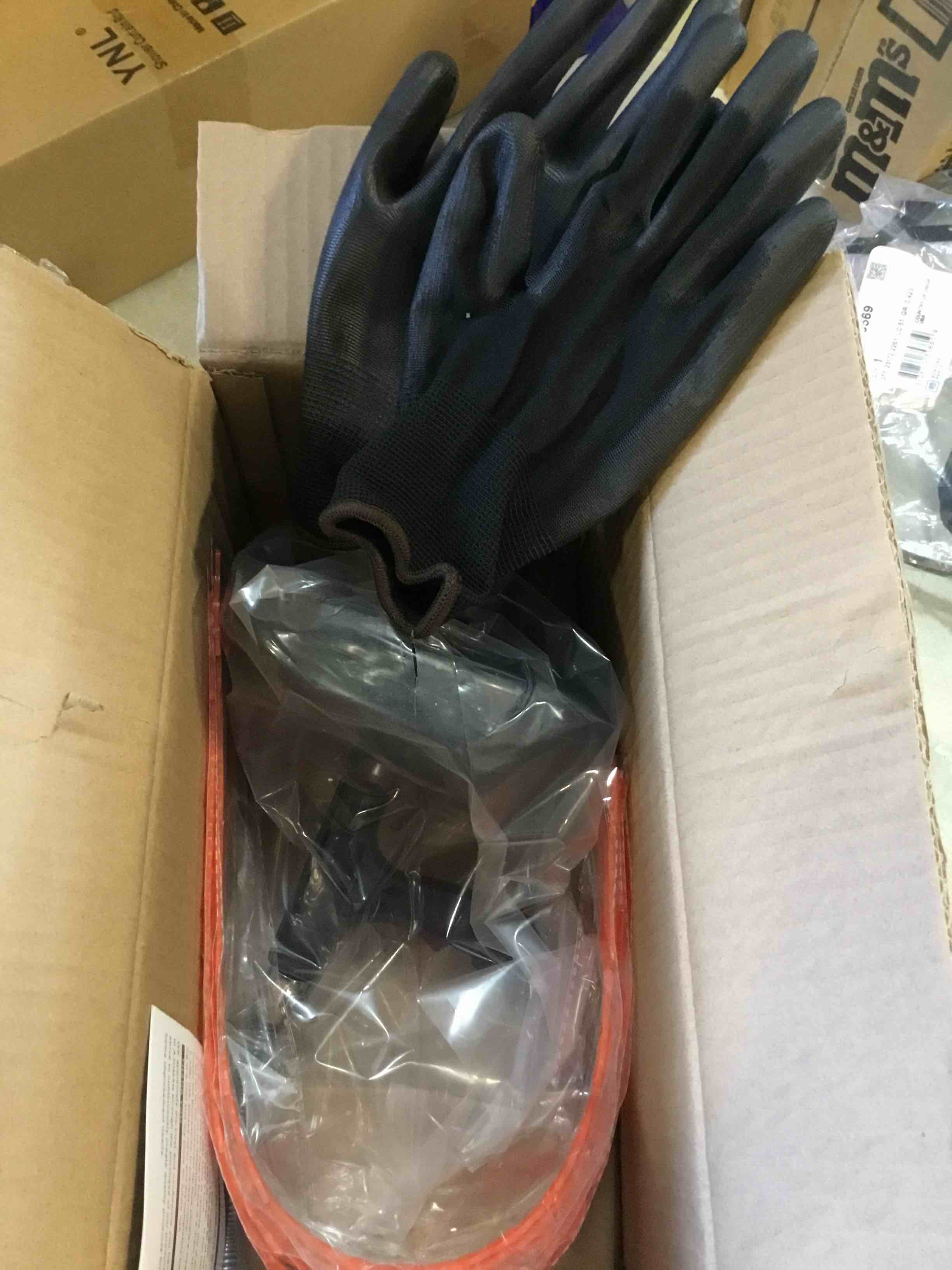 https://s3.amazonaws.com/lotting-images-prod/bidfta/GRA0331590_1729777967801.jpeg