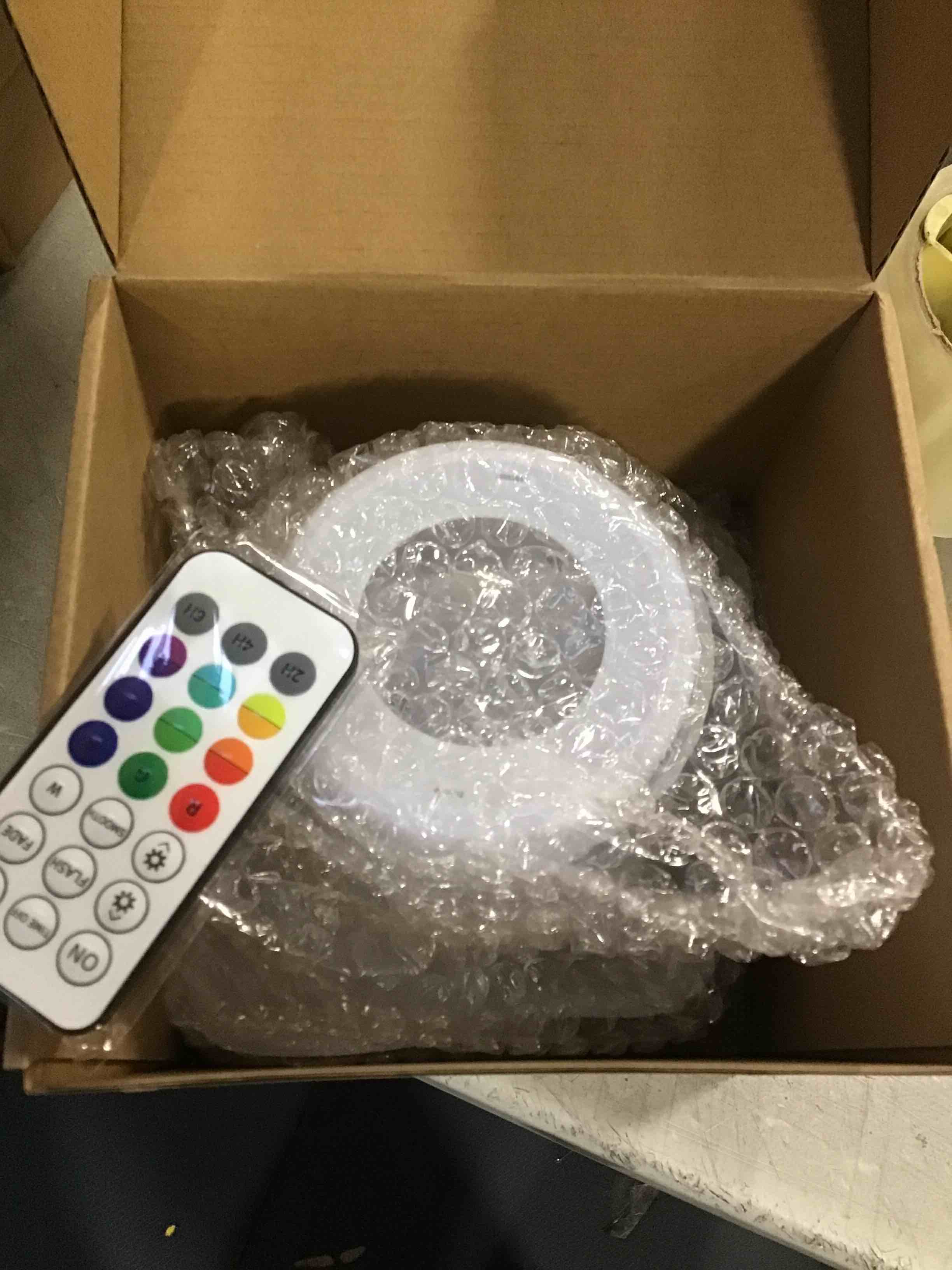 https://s3.amazonaws.com/lotting-images-prod/bidfta/GRA0331715_1729858711133.jpeg