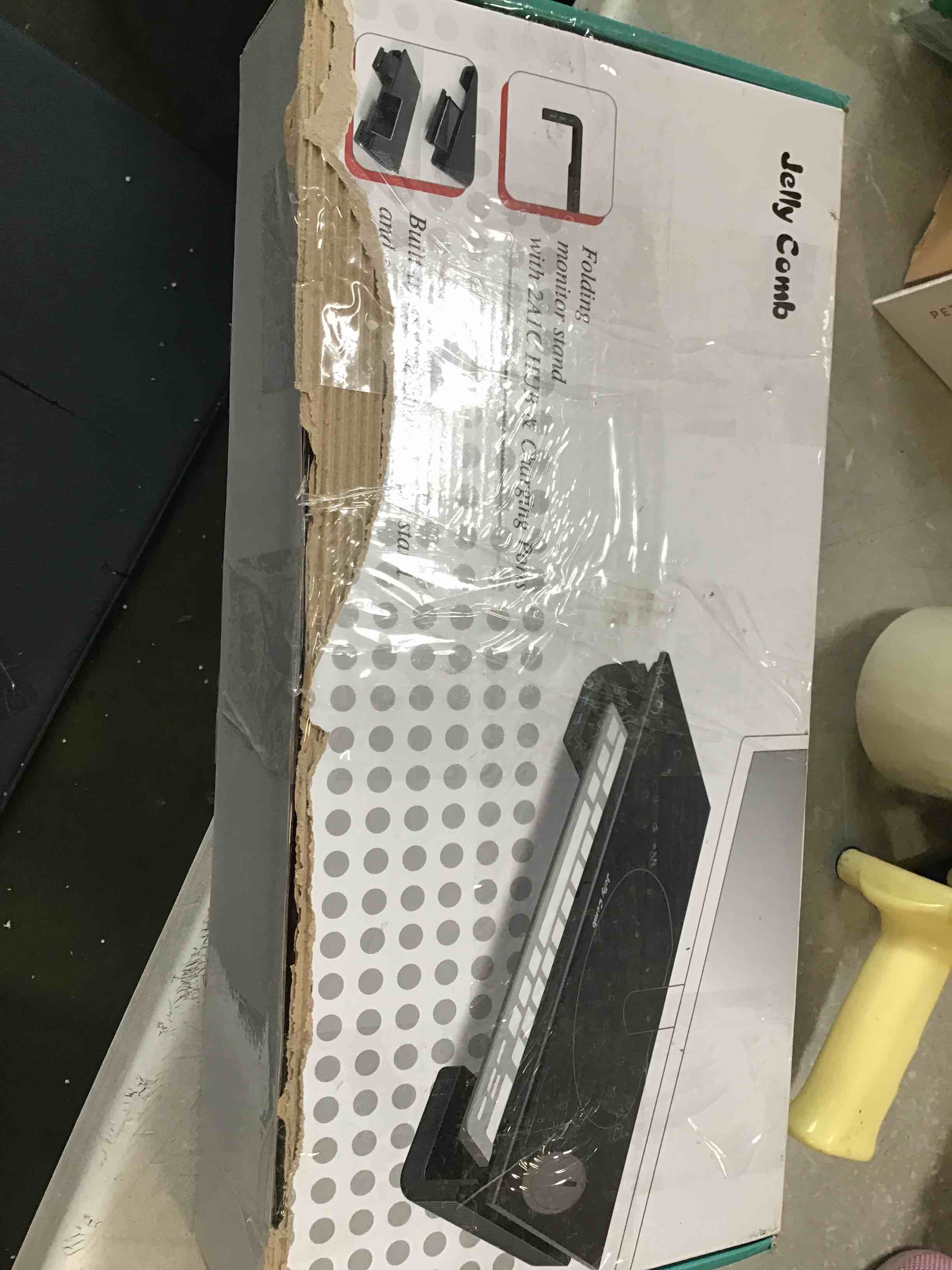 https://s3.amazonaws.com/lotting-images-prod/bidfta/GRA0331925_1729877274120.jpeg