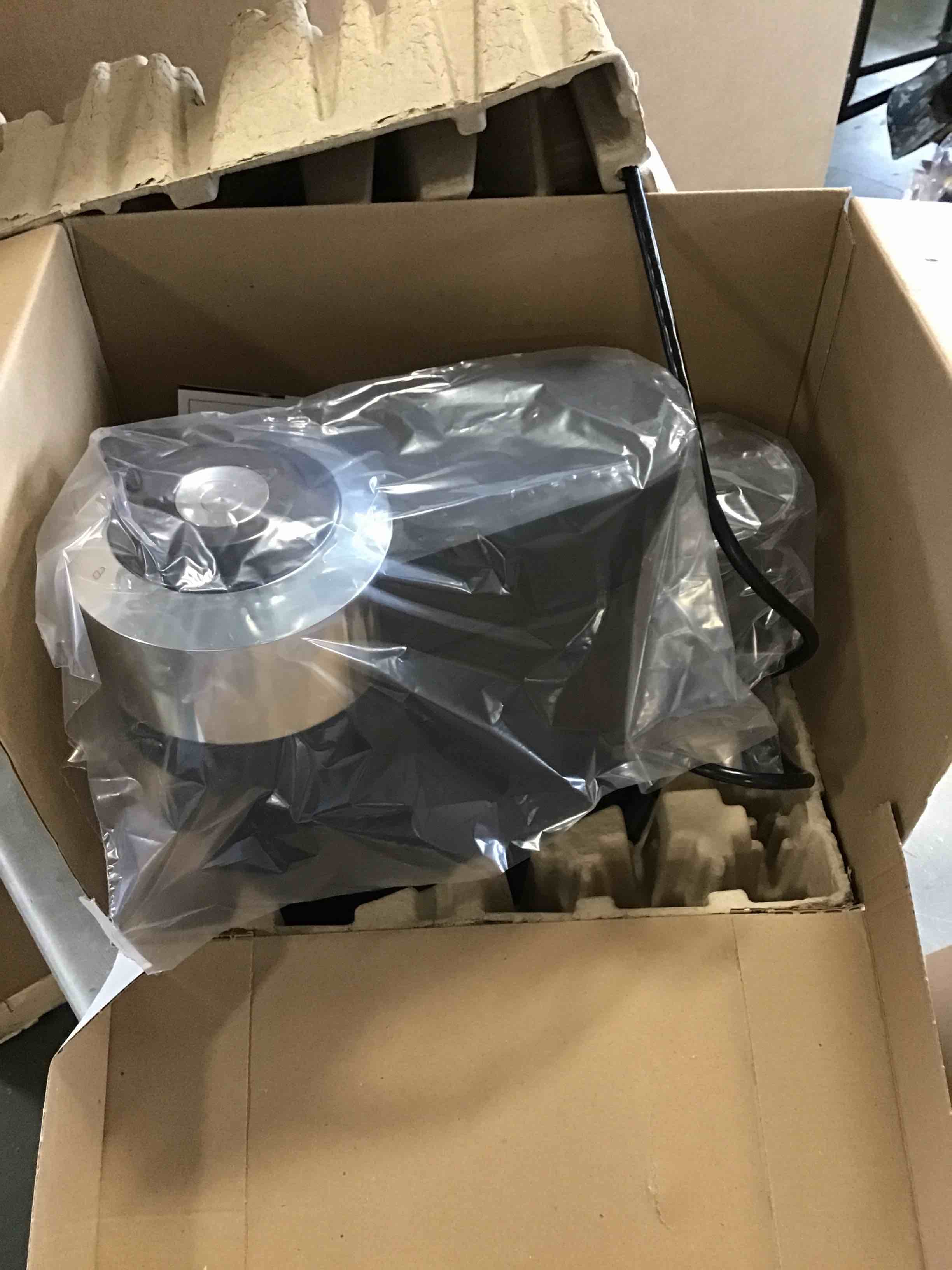 https://s3.amazonaws.com/lotting-images-prod/bidfta/GRA0334518_1730303480293.jpeg