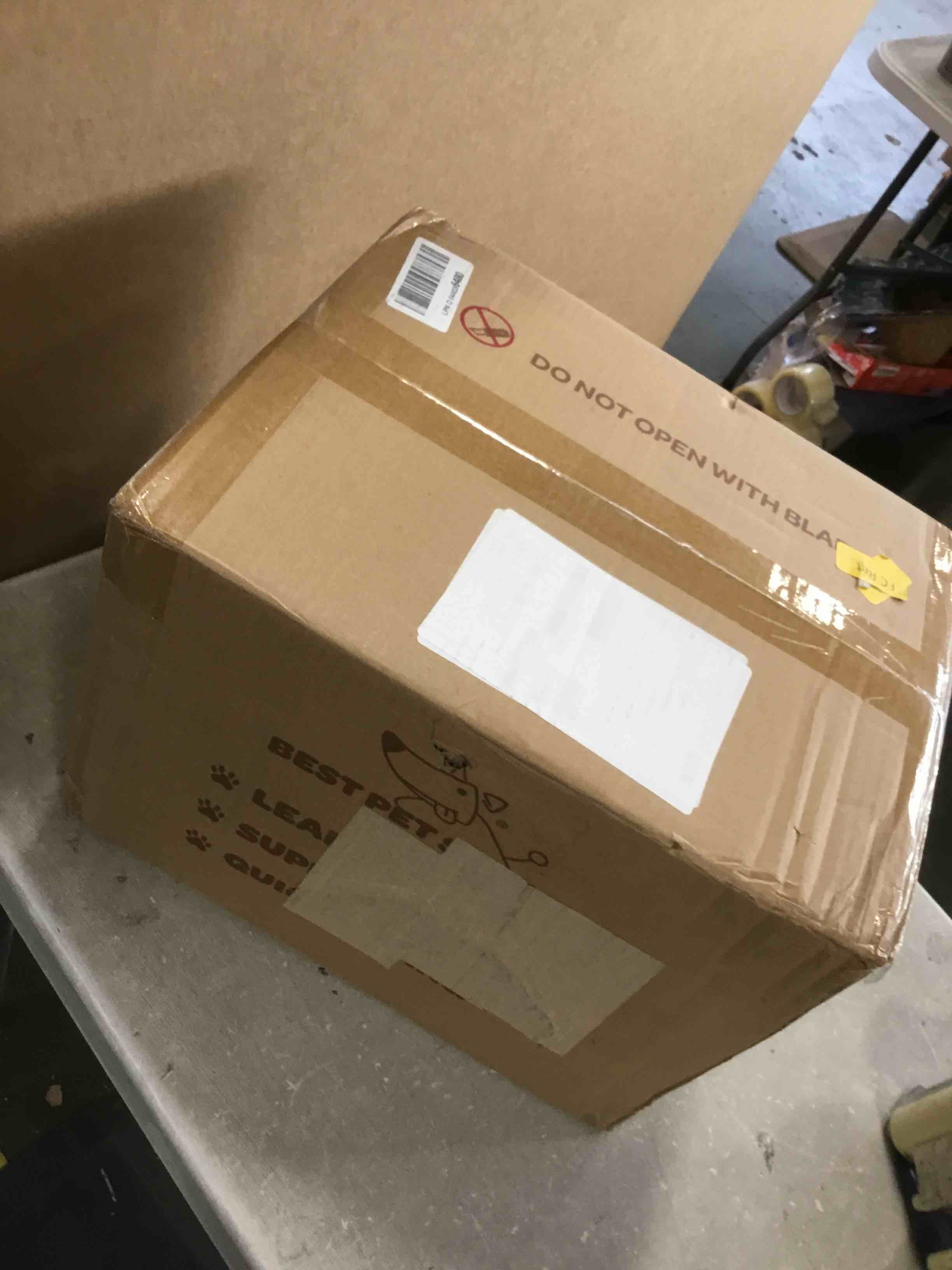 https://s3.amazonaws.com/lotting-images-prod/bidfta/GRA0334726_1730207206571.jpeg