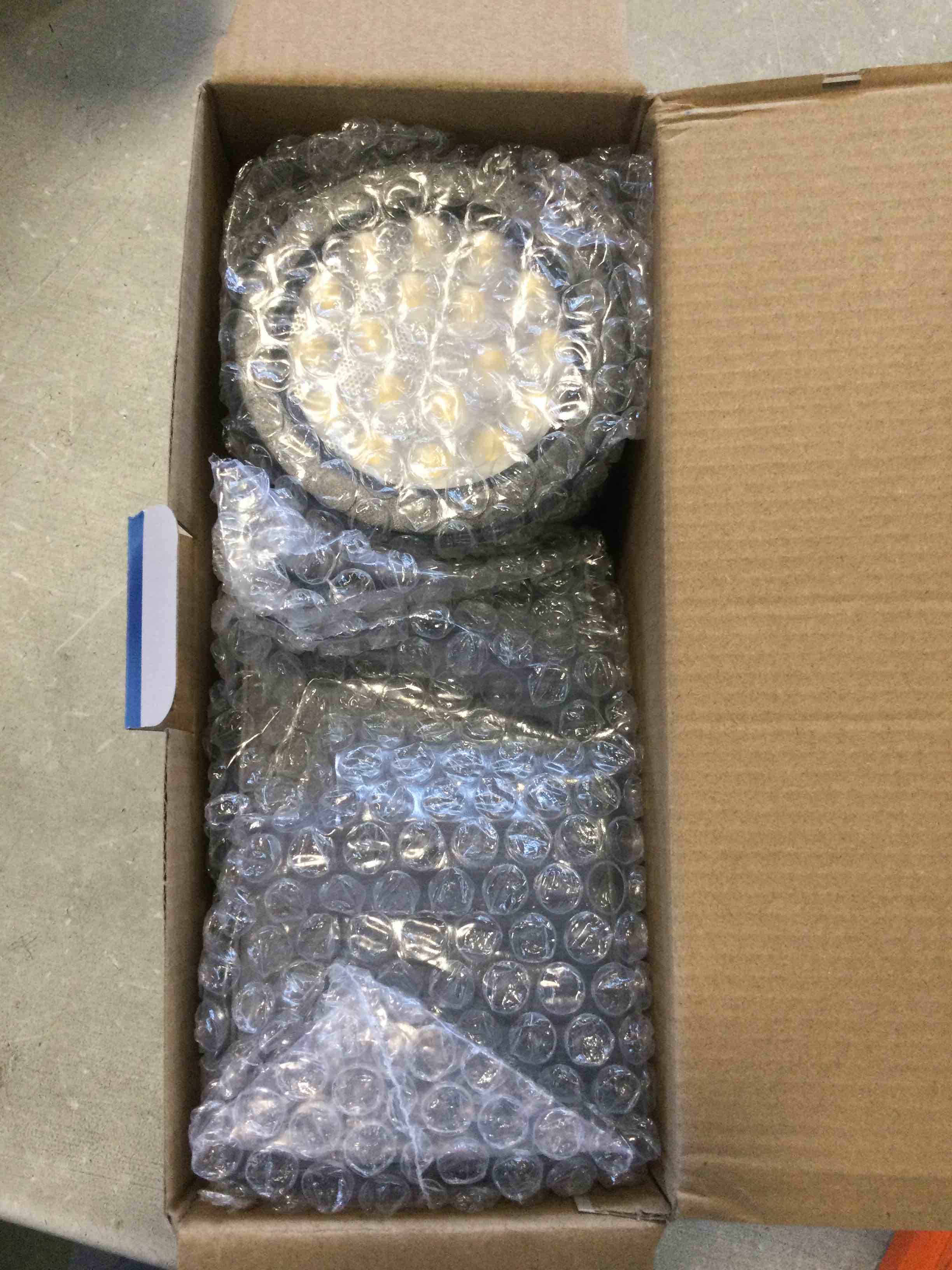 https://s3.amazonaws.com/lotting-images-prod/bidfta/GRA0335004_1729706044176.jpeg