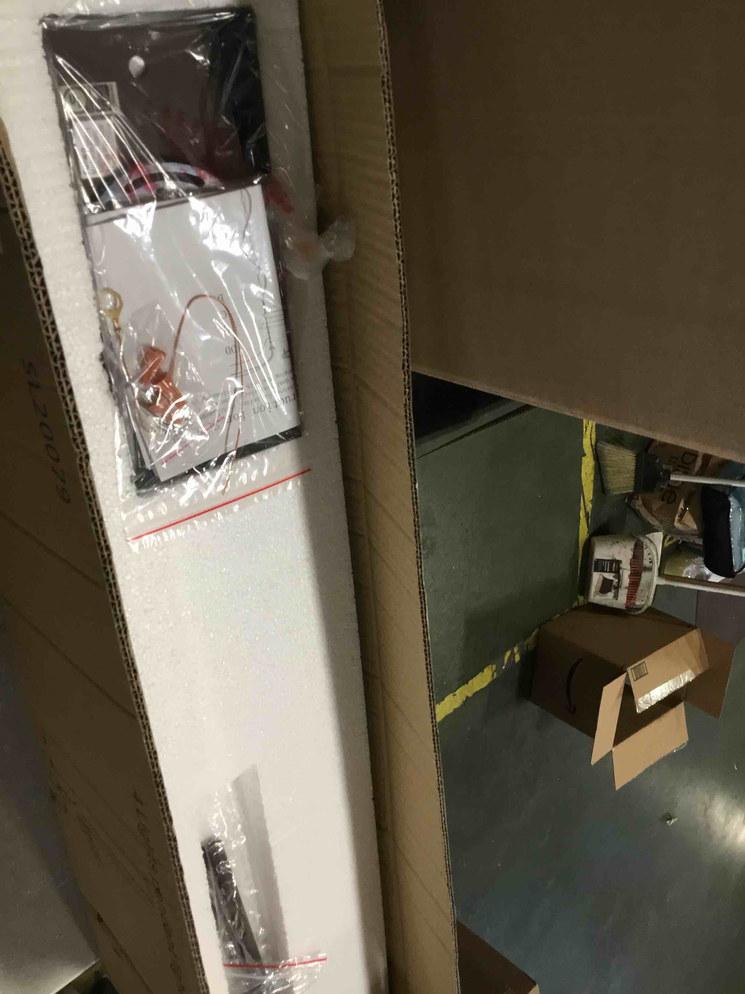 https://s3.amazonaws.com/lotting-images-prod/bidfta/GRA0335328_1729598434884.jpeg