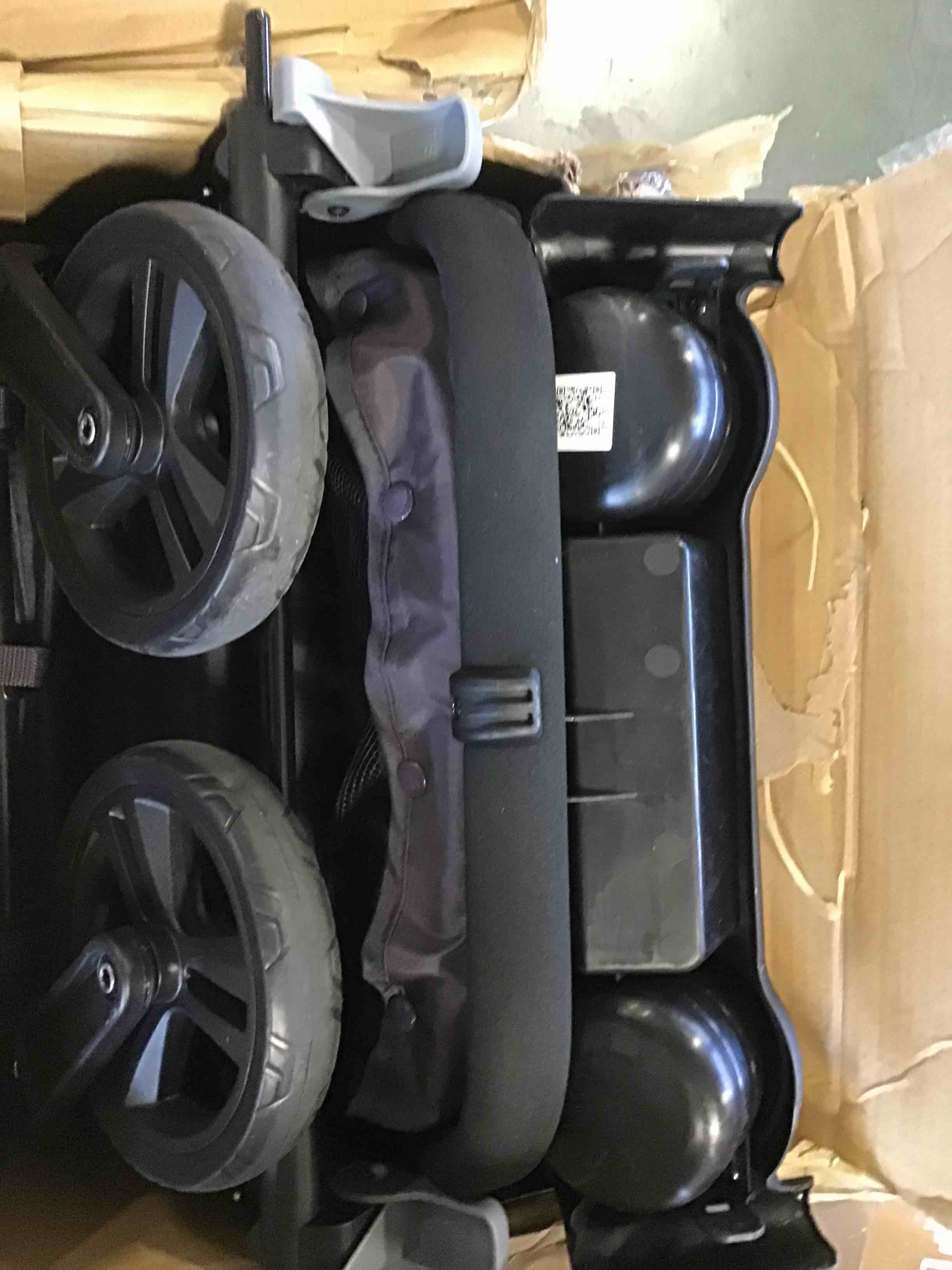 https://s3.amazonaws.com/lotting-images-prod/bidfta/GRA0335825_1729257858266.jpeg