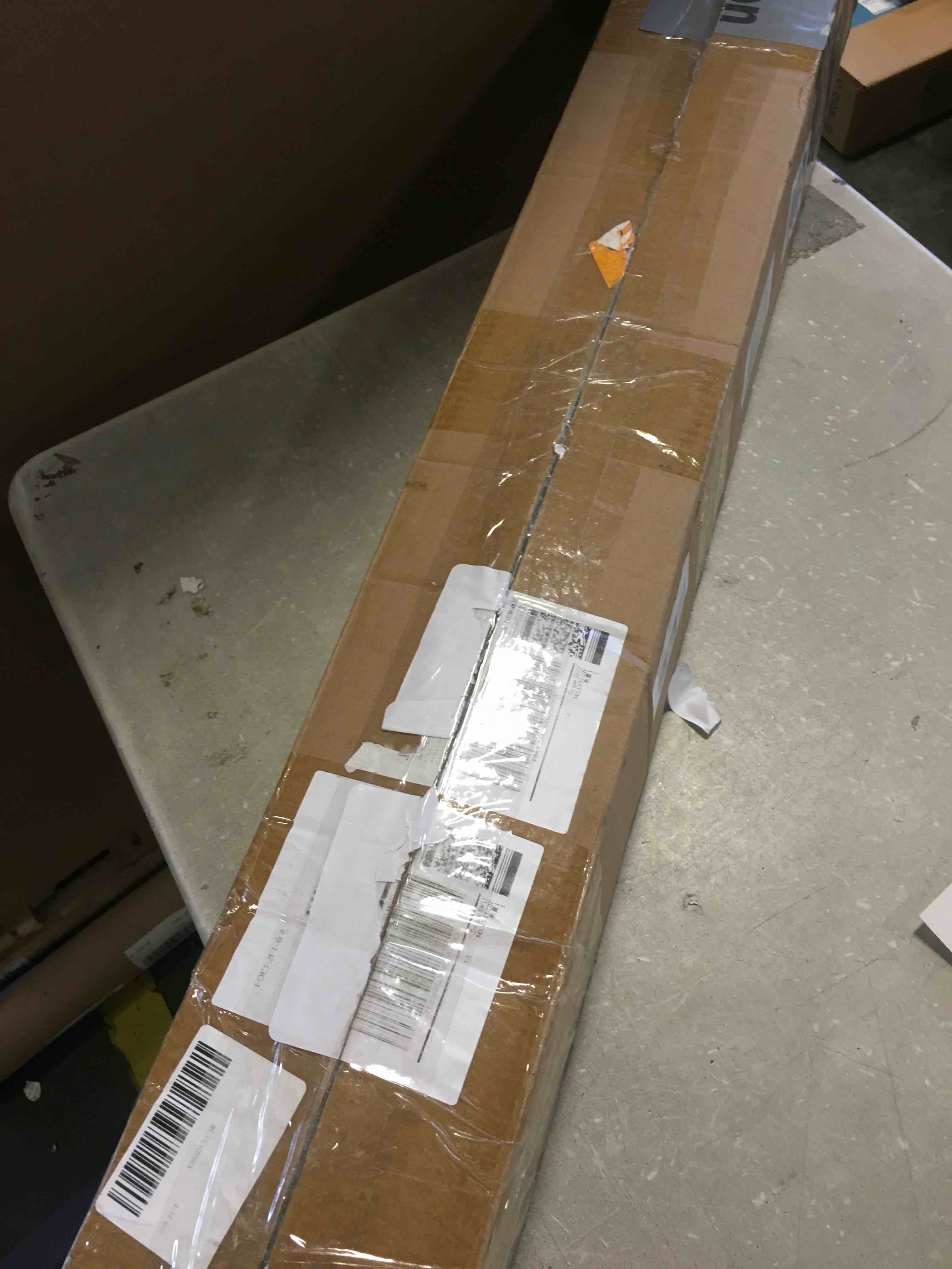 https://s3.amazonaws.com/lotting-images-prod/bidfta/GRA0335870_1729192434292.jpeg