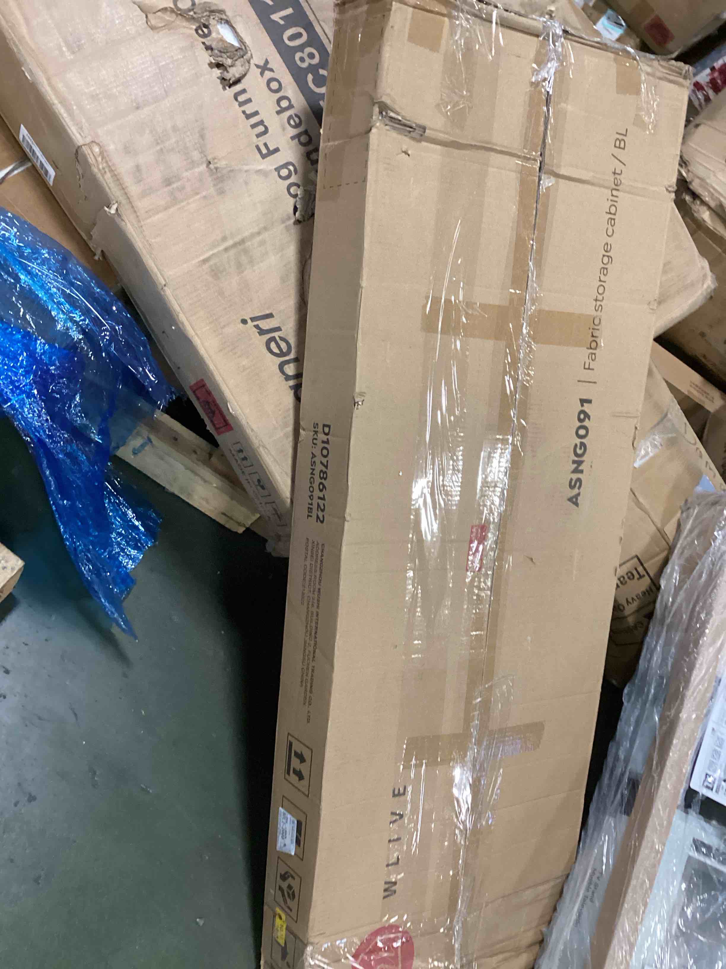 https://s3.amazonaws.com/lotting-images-prod/bidfta/GRA0336553_1729168980117.jpeg