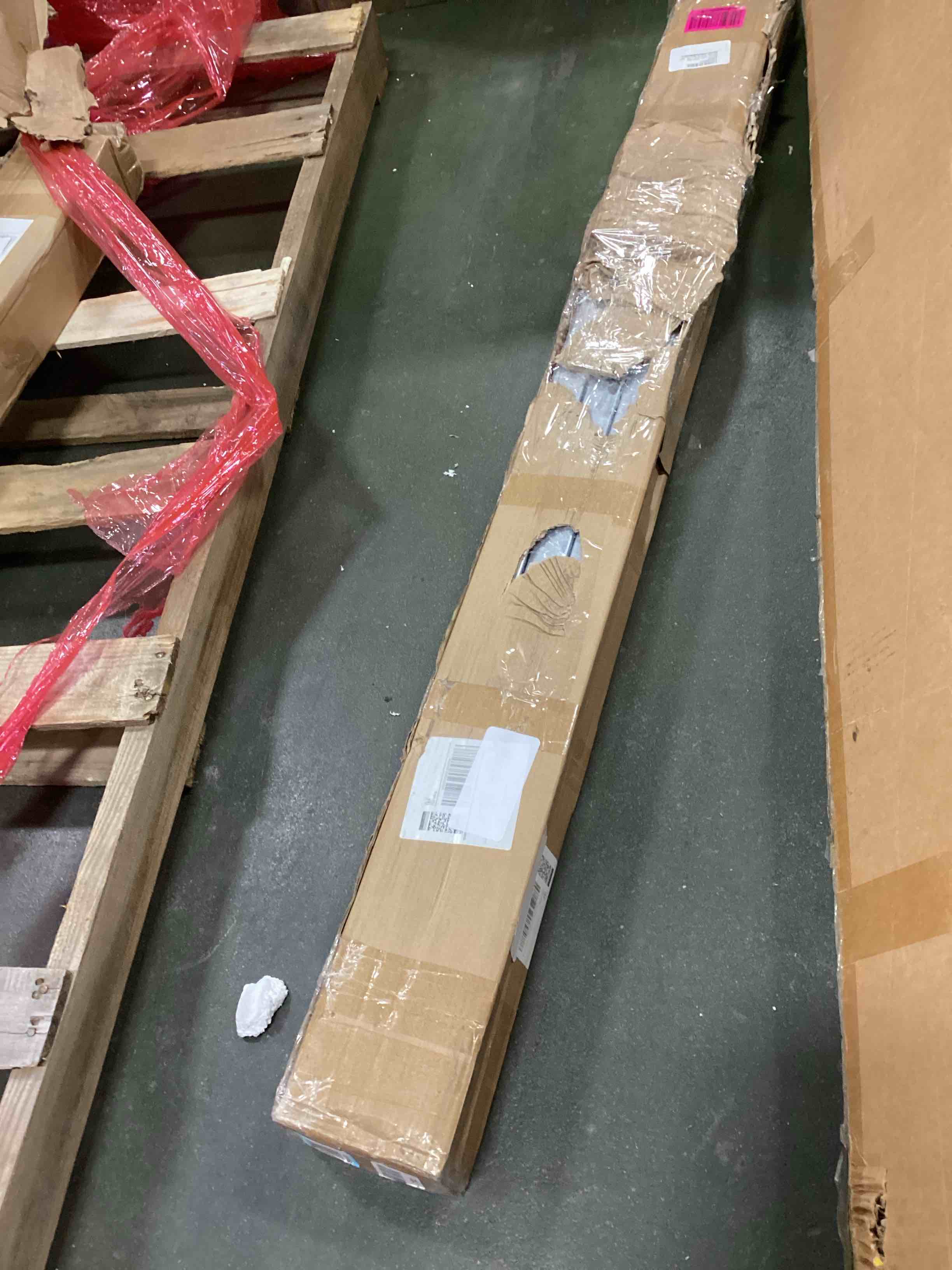 https://s3.amazonaws.com/lotting-images-prod/bidfta/GRA0336756_1728996498337.jpeg