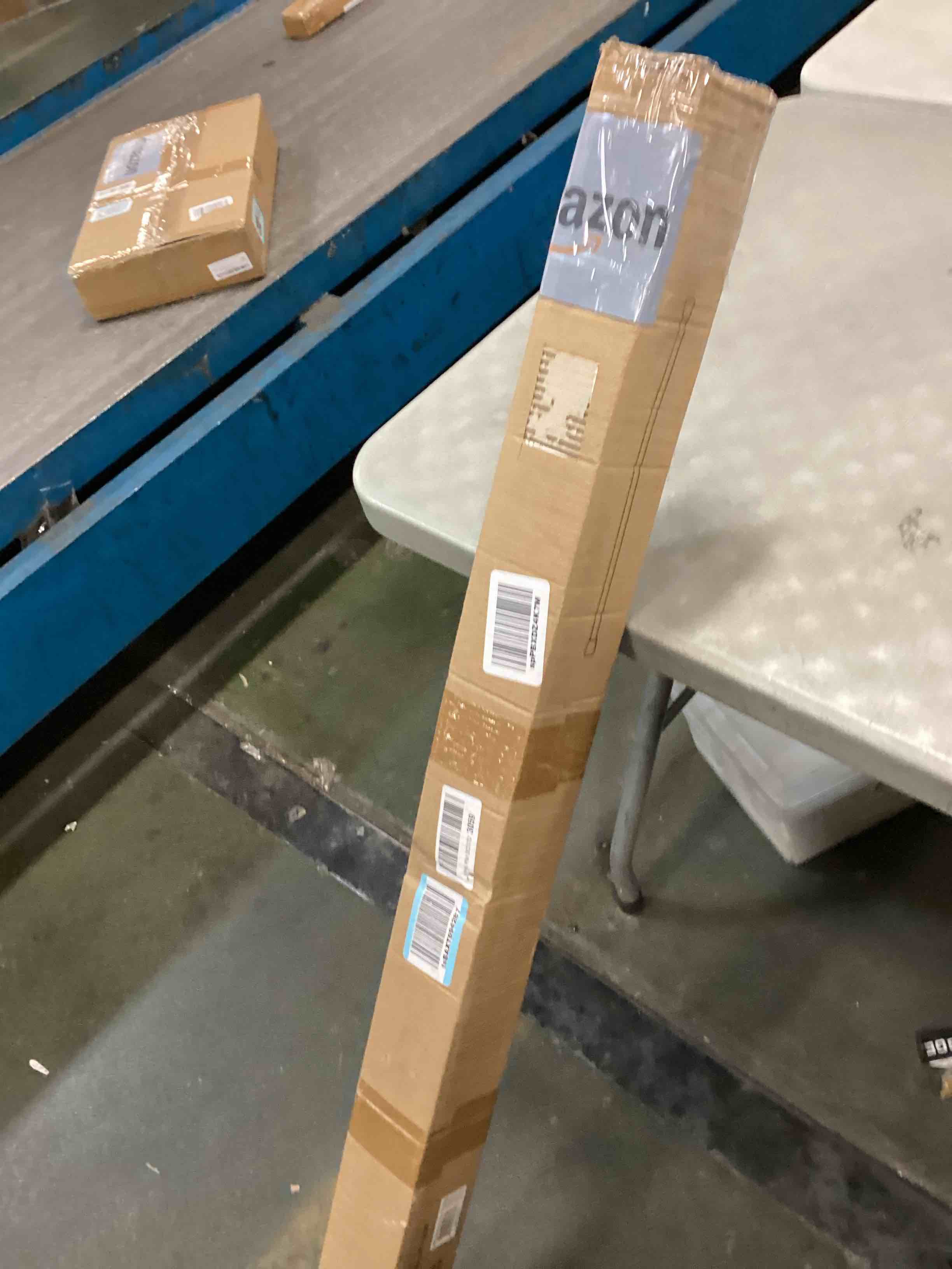 https://s3.amazonaws.com/lotting-images-prod/bidfta/GRA0337745_1728562432335.jpeg