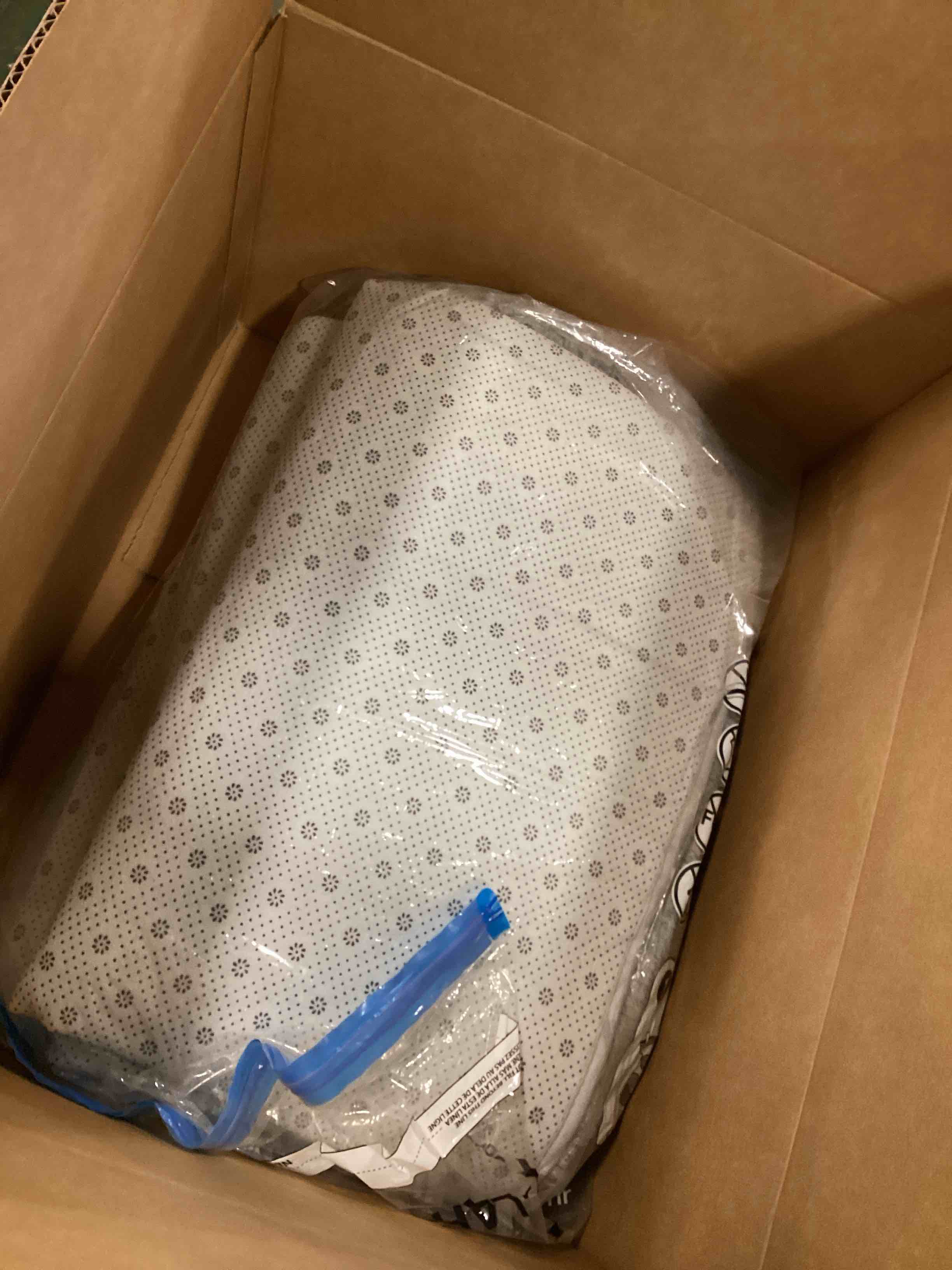 https://s3.amazonaws.com/lotting-images-prod/bidfta/GRA0340300_1743682086459.jpeg