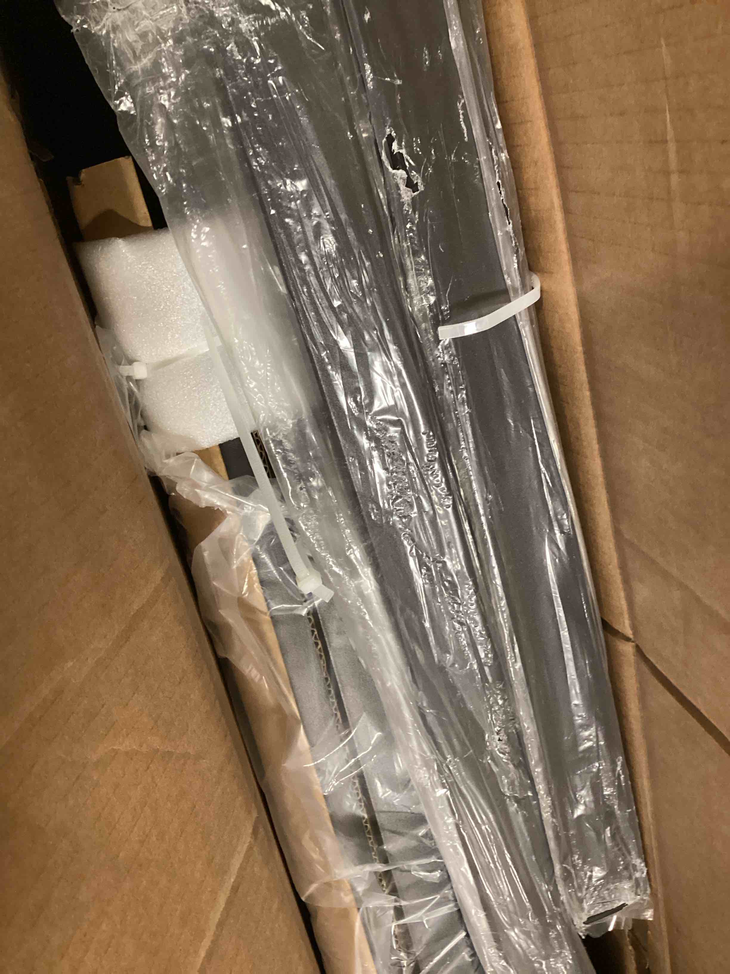 https://s3.amazonaws.com/lotting-images-prod/bidfta/GRA0341070_1743163506761.jpeg