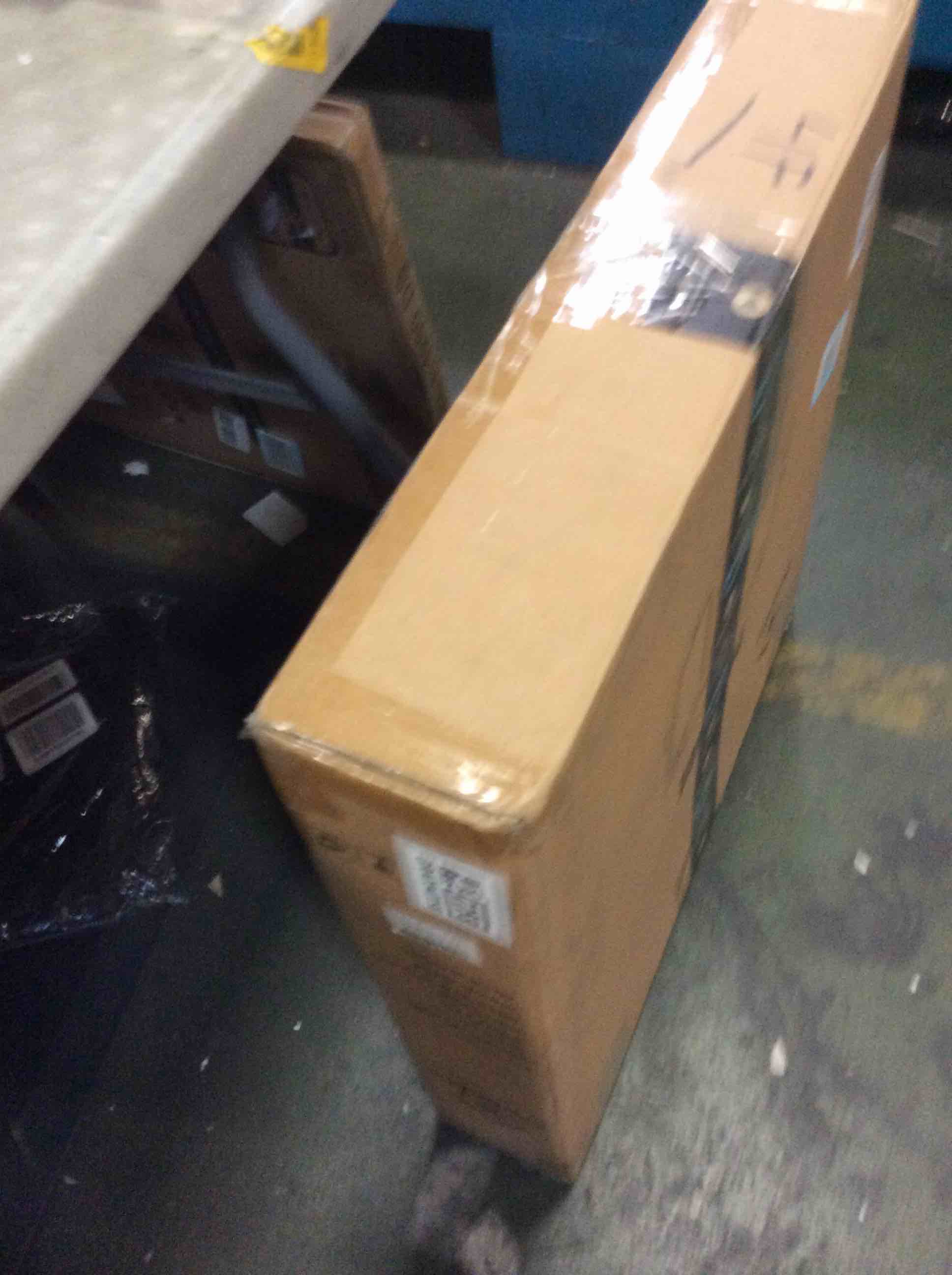 https://s3.amazonaws.com/lotting-images-prod/bidfta/GRA0342258_1731092037809.jpeg