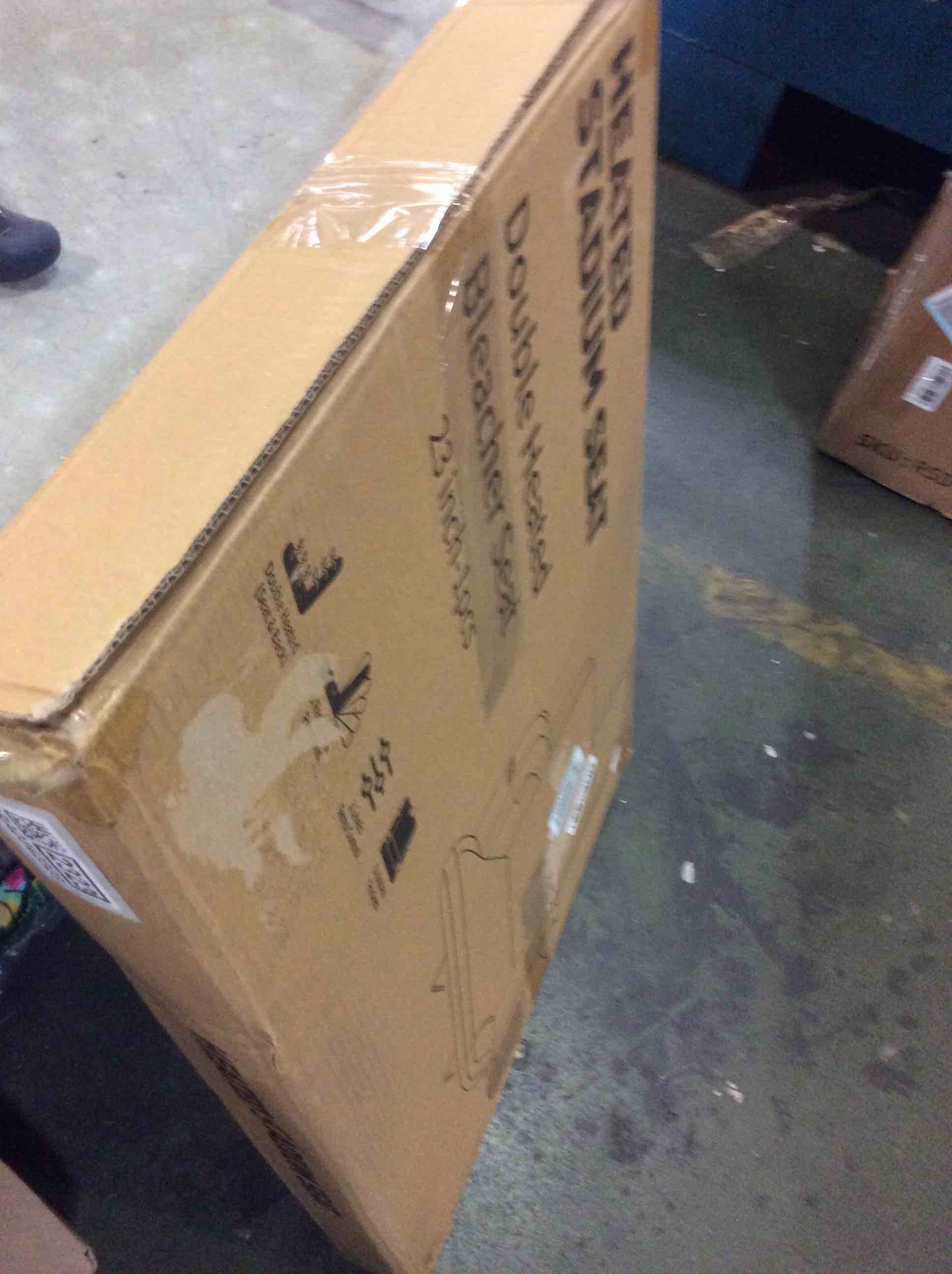https://s3.amazonaws.com/lotting-images-prod/bidfta/GRA0342323_1731082933181.jpeg