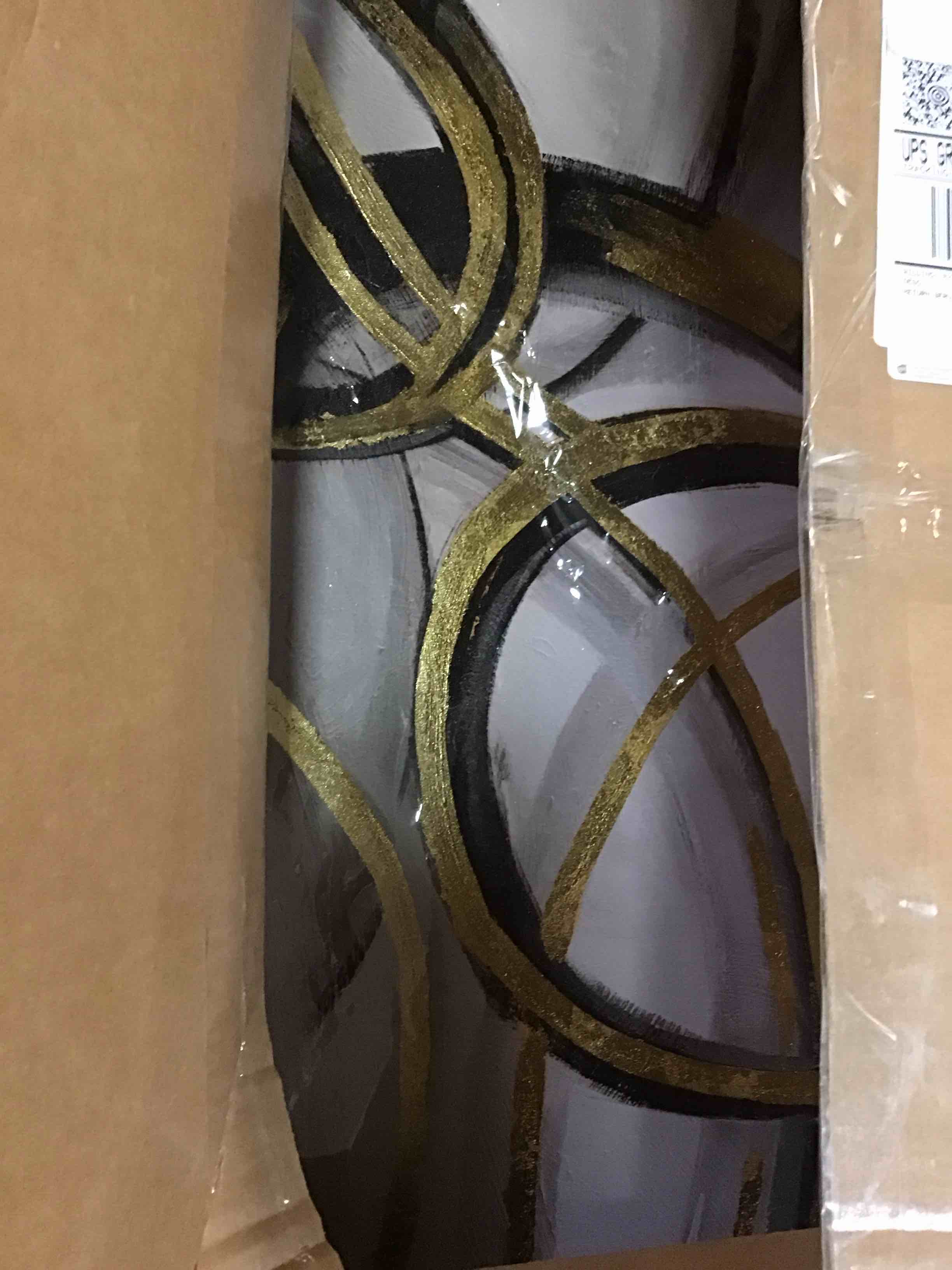 https://s3.amazonaws.com/lotting-images-prod/bidfta/GRA0342507_1730997259121.jpeg